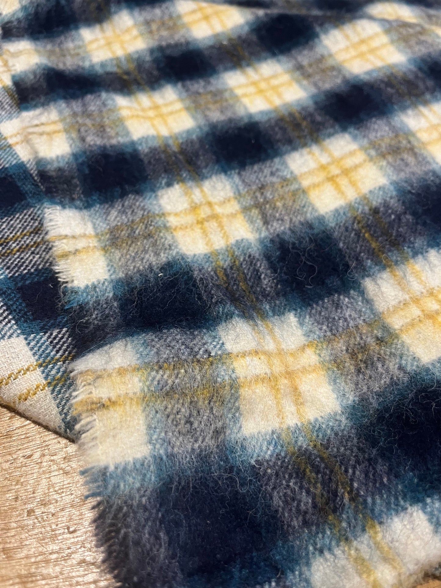 WOOLY 1085 check blue/yellow