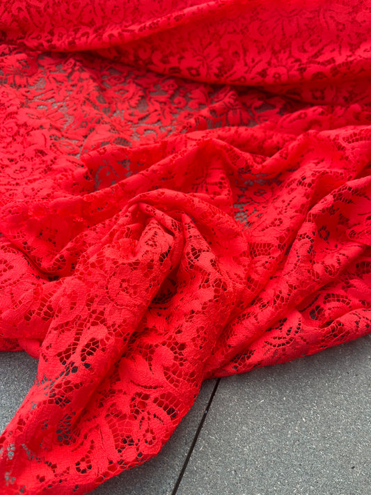 ROSARIO 012 cotton lace bright red