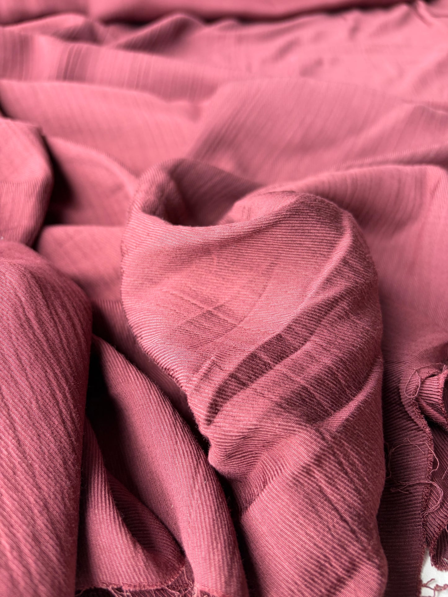 BURNS 046 burgundy viscose/rayon twill