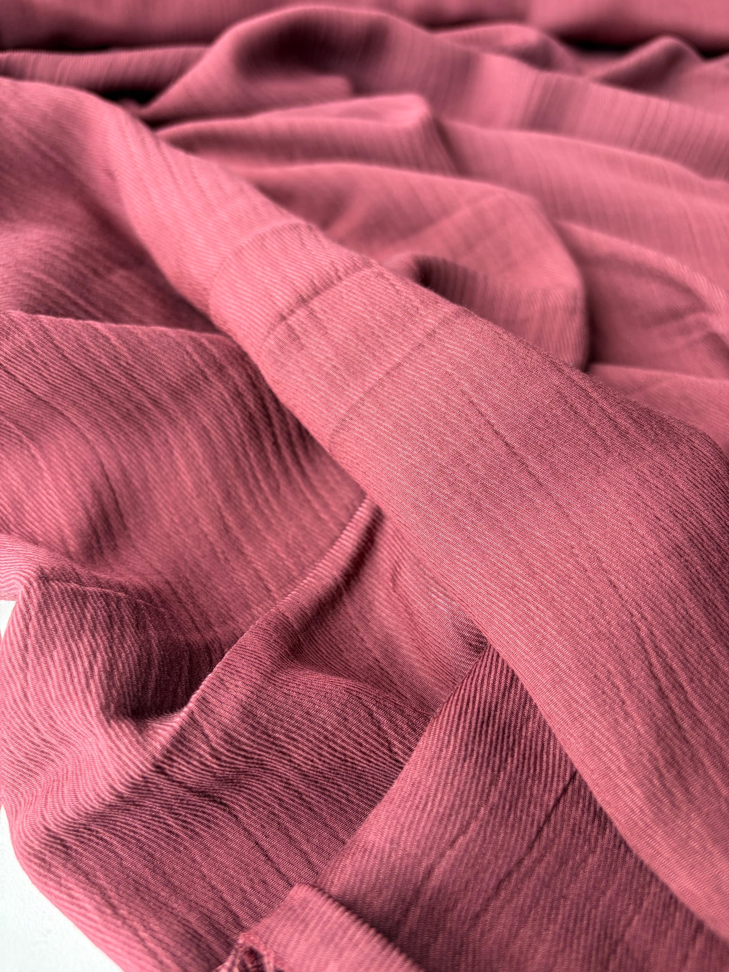 BURNS 046 burgundy viscose/rayon twill