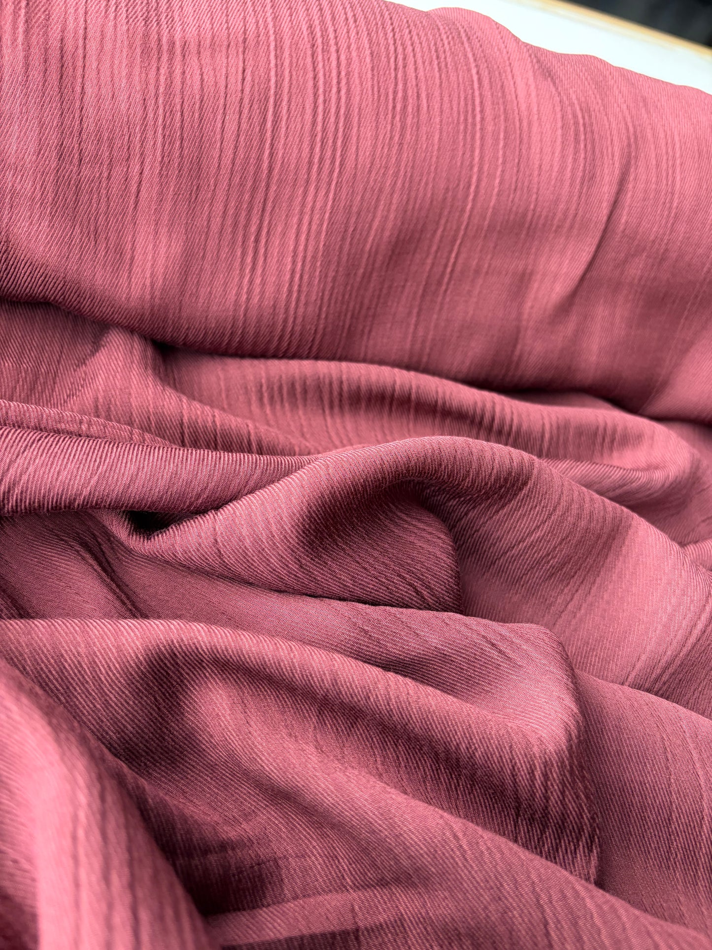 BURNS 046 burgundy viscose/rayon twill