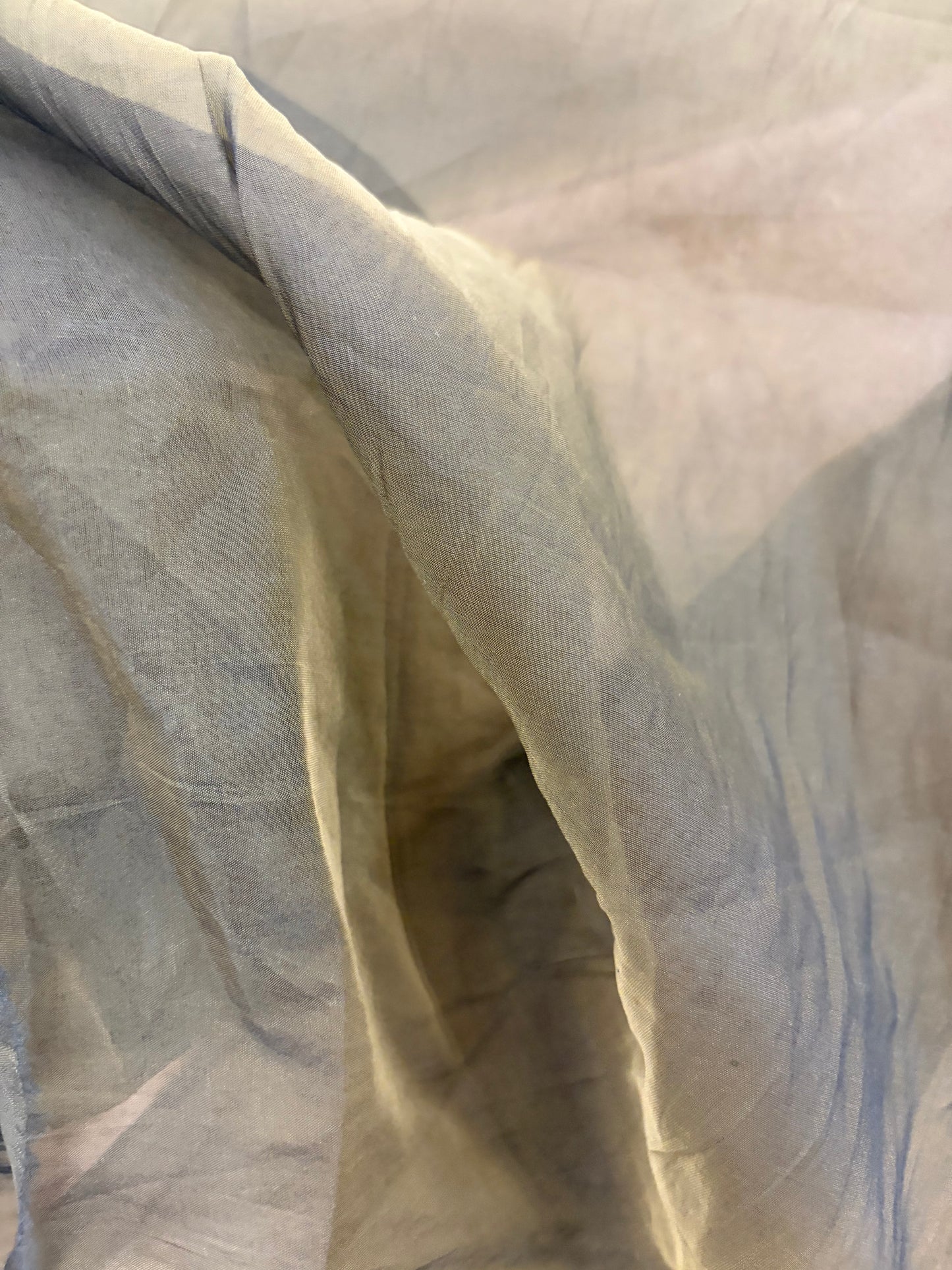 GROGGY 014 khaky shiny transparent organza