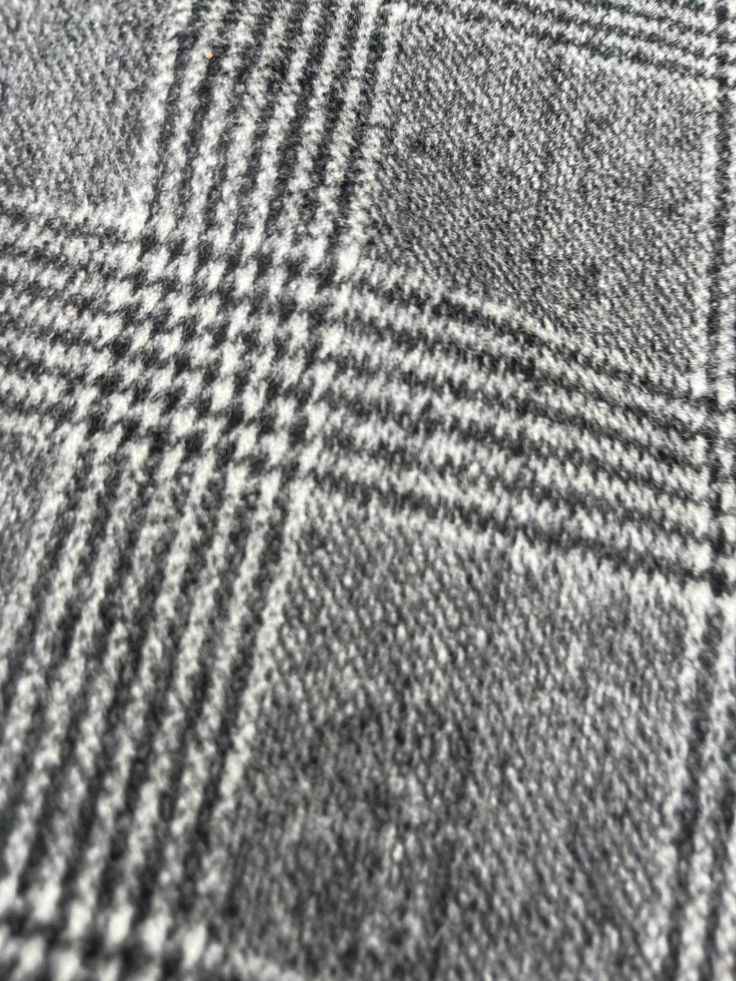 BASILE 001 heavy wool check prince de Galles