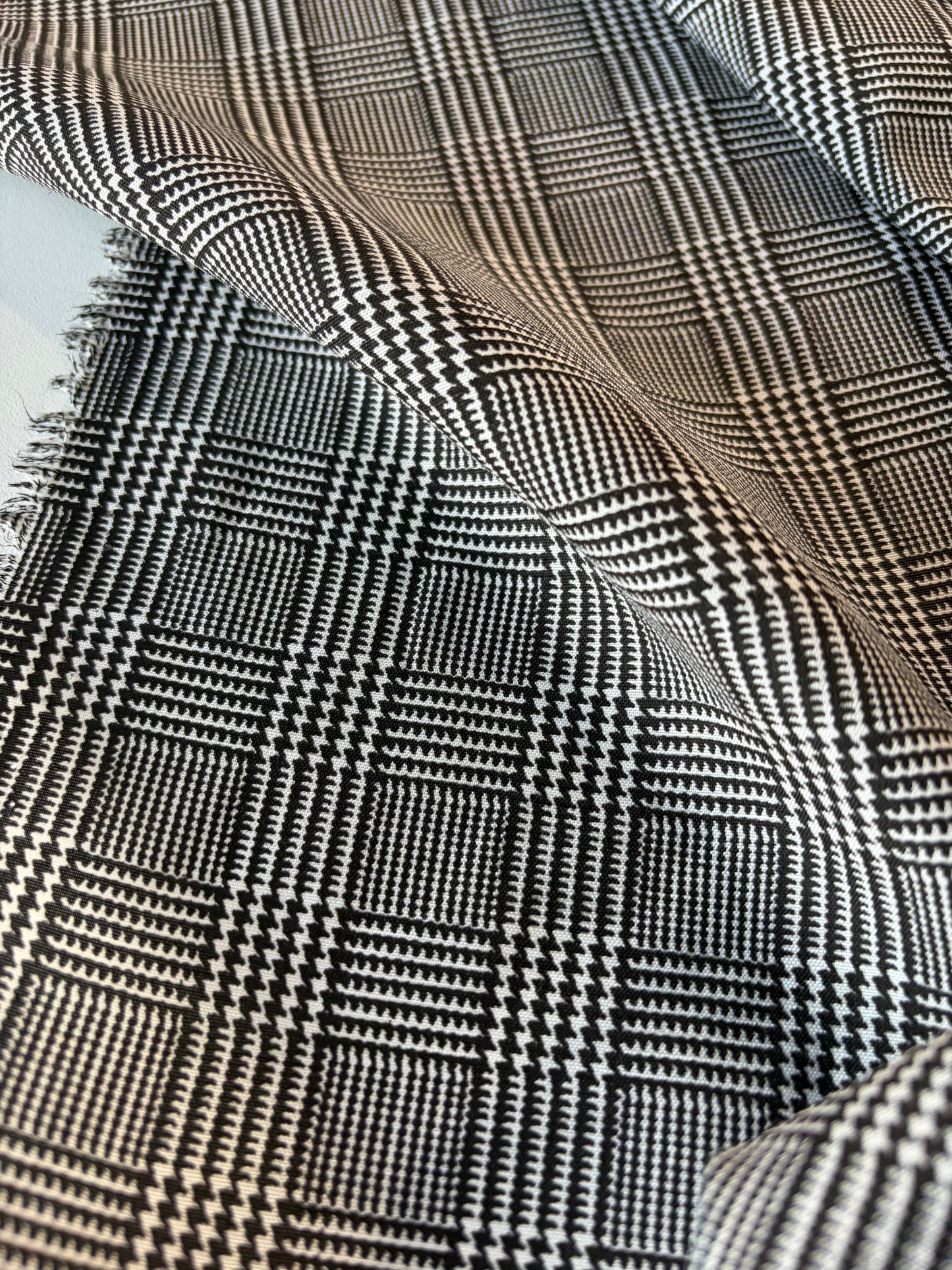 PIERROT 003 cotton voile prince of Wales