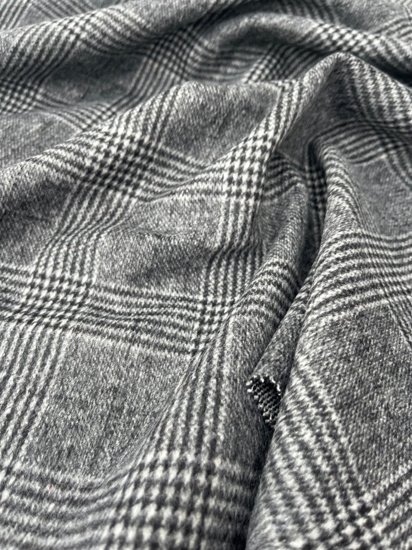 BASILE 001 heavy wool check prince de Galles
