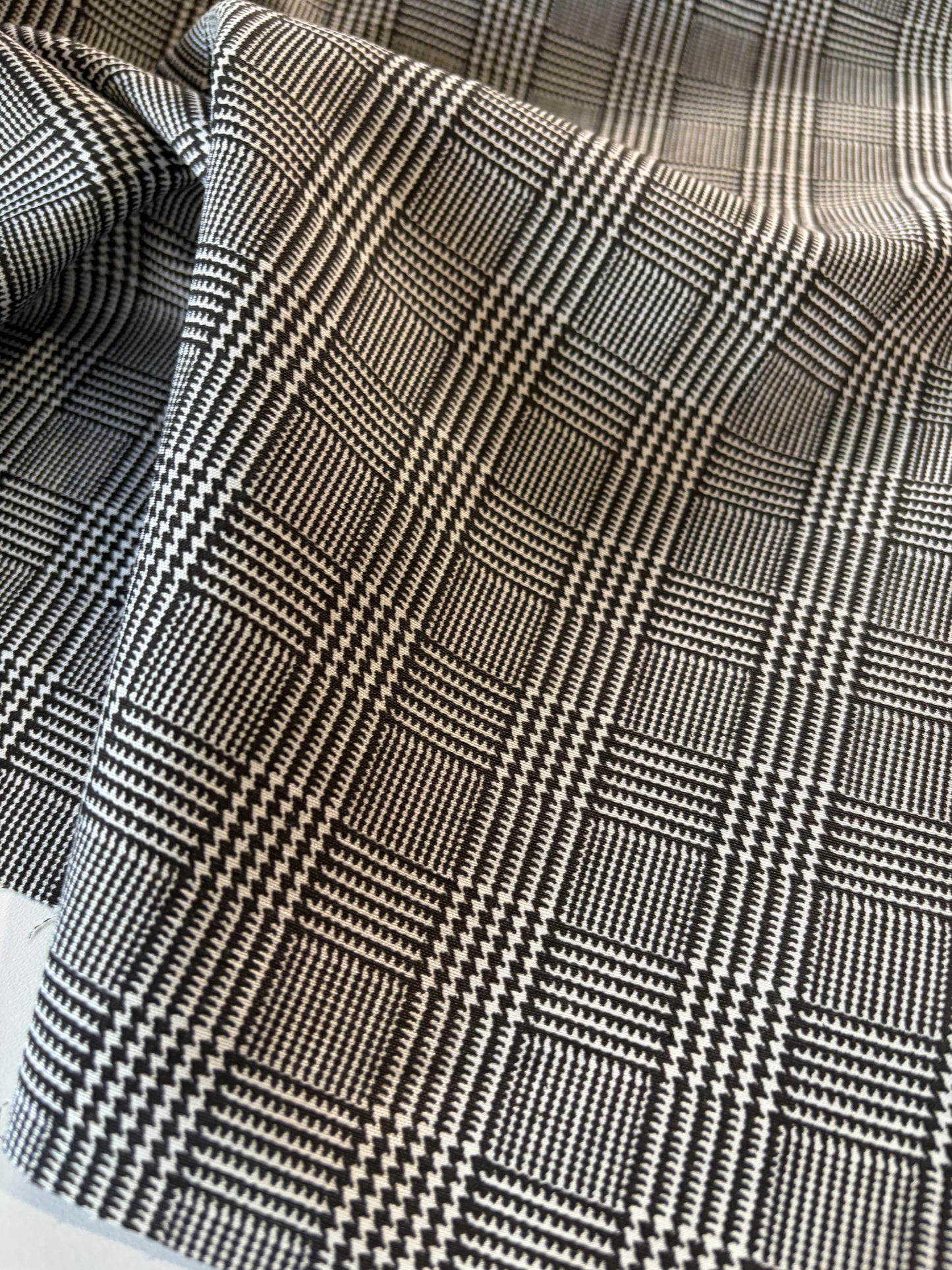 PIERROT 003 cotton voile prince of Wales