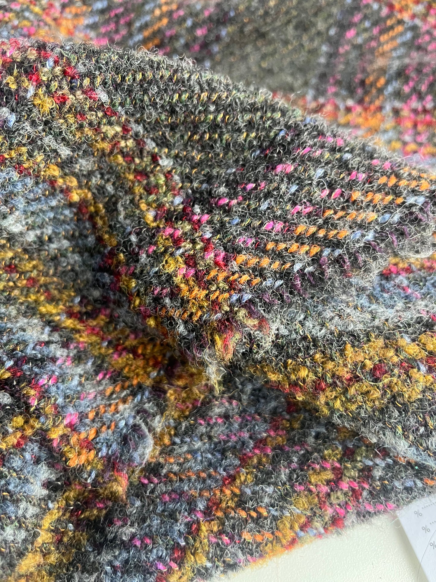 BASILE 004 heavy wool tweed petrol/orange/pink