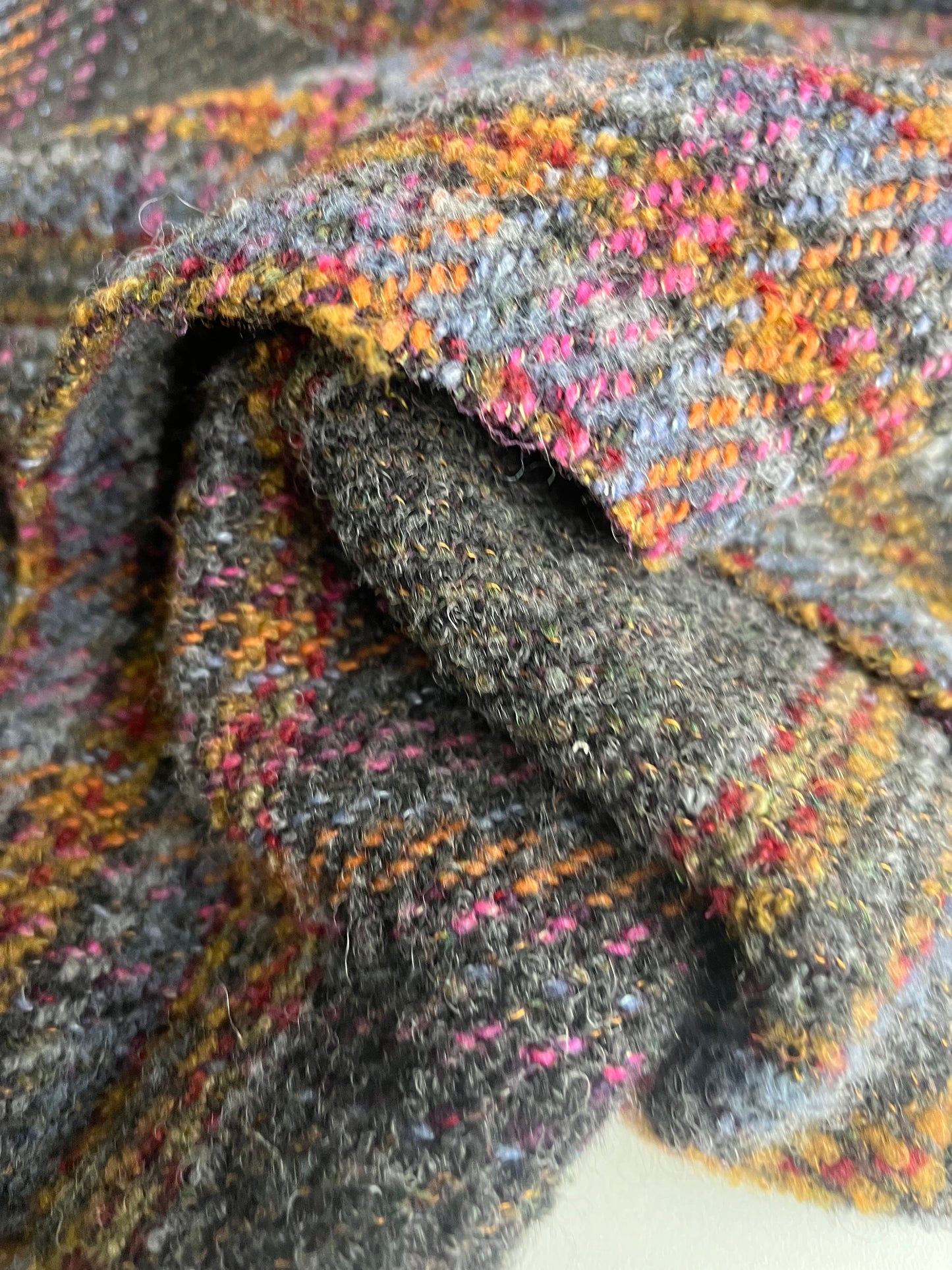 BASILE 004 heavy wool tweed petrol/orange/pink