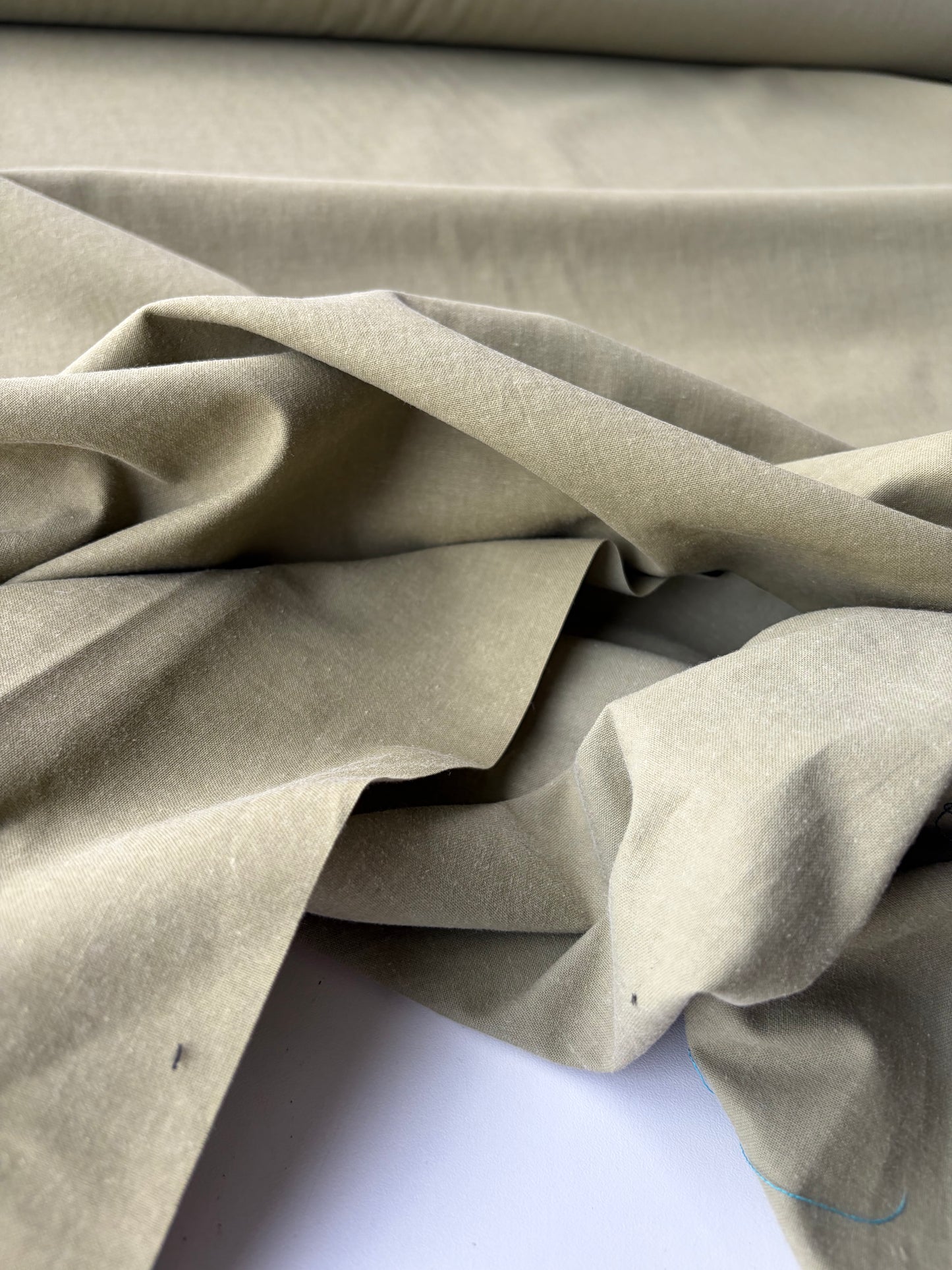 BURNS 053 olive coloured washed cotton canvas