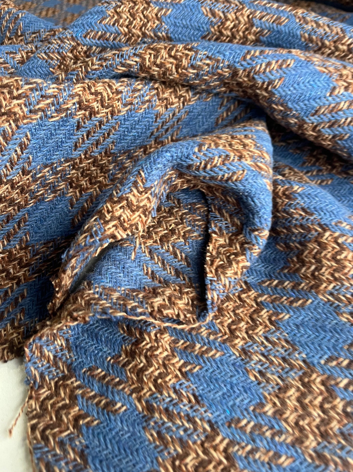 BASILE 005 heavy wool tweed indigo/brown