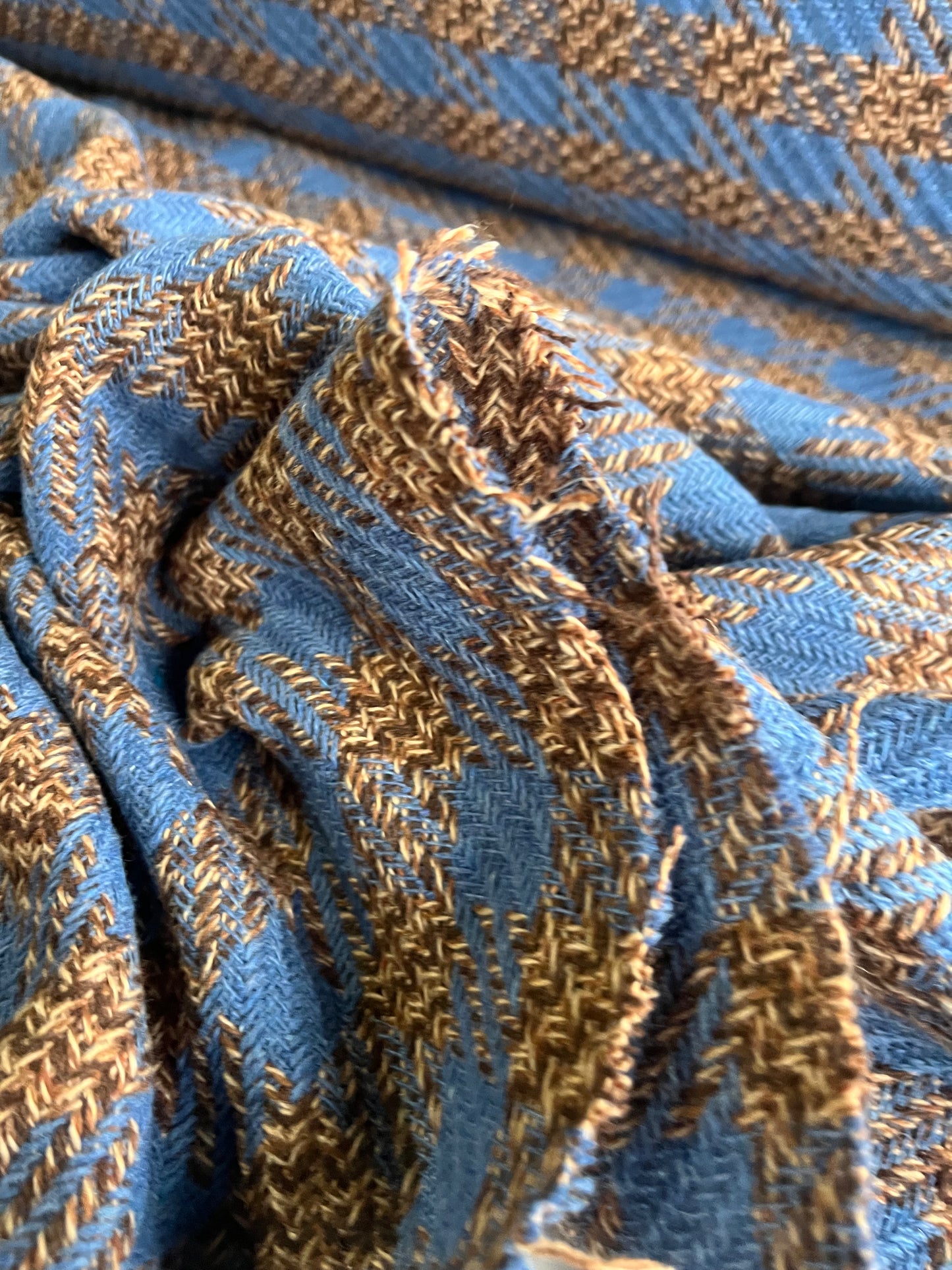 BASILE 005 heavy wool tweed indigo/brown