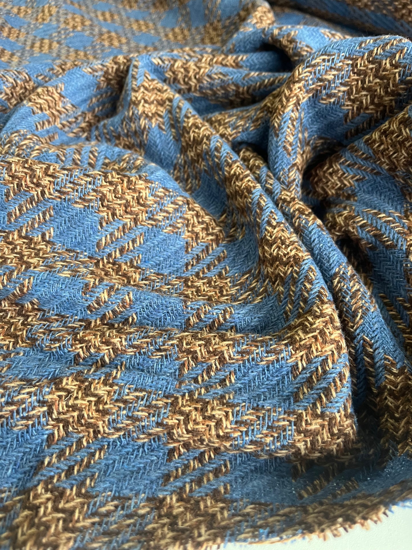 BASILE 005 heavy wool tweed indigo/brown