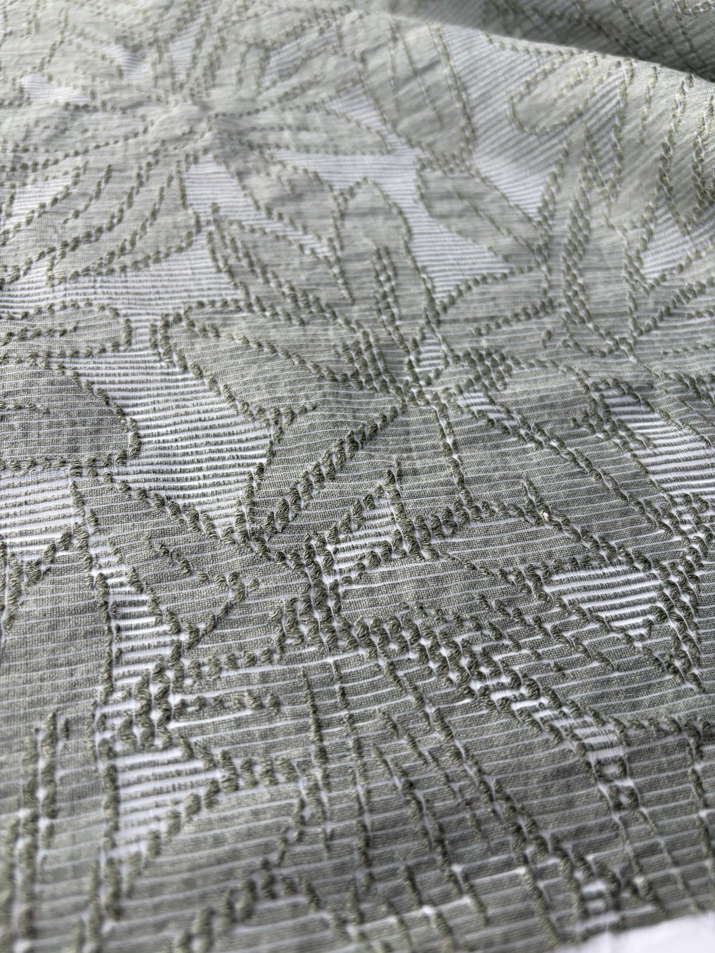 BURNS 054 light khaky cotton dévoré fabric