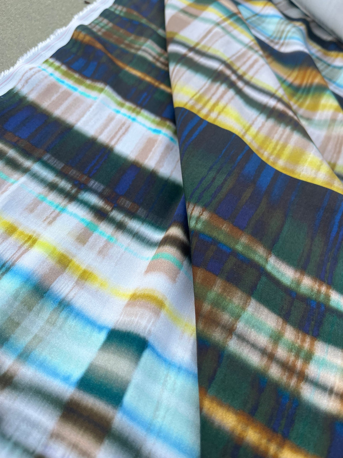 ROSARIO 021 viscose satin tie-dye check