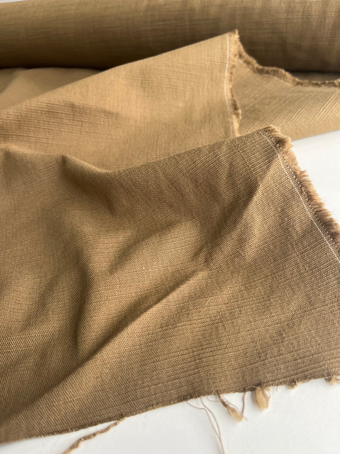 BASILE 010 heavy structured cotton olive