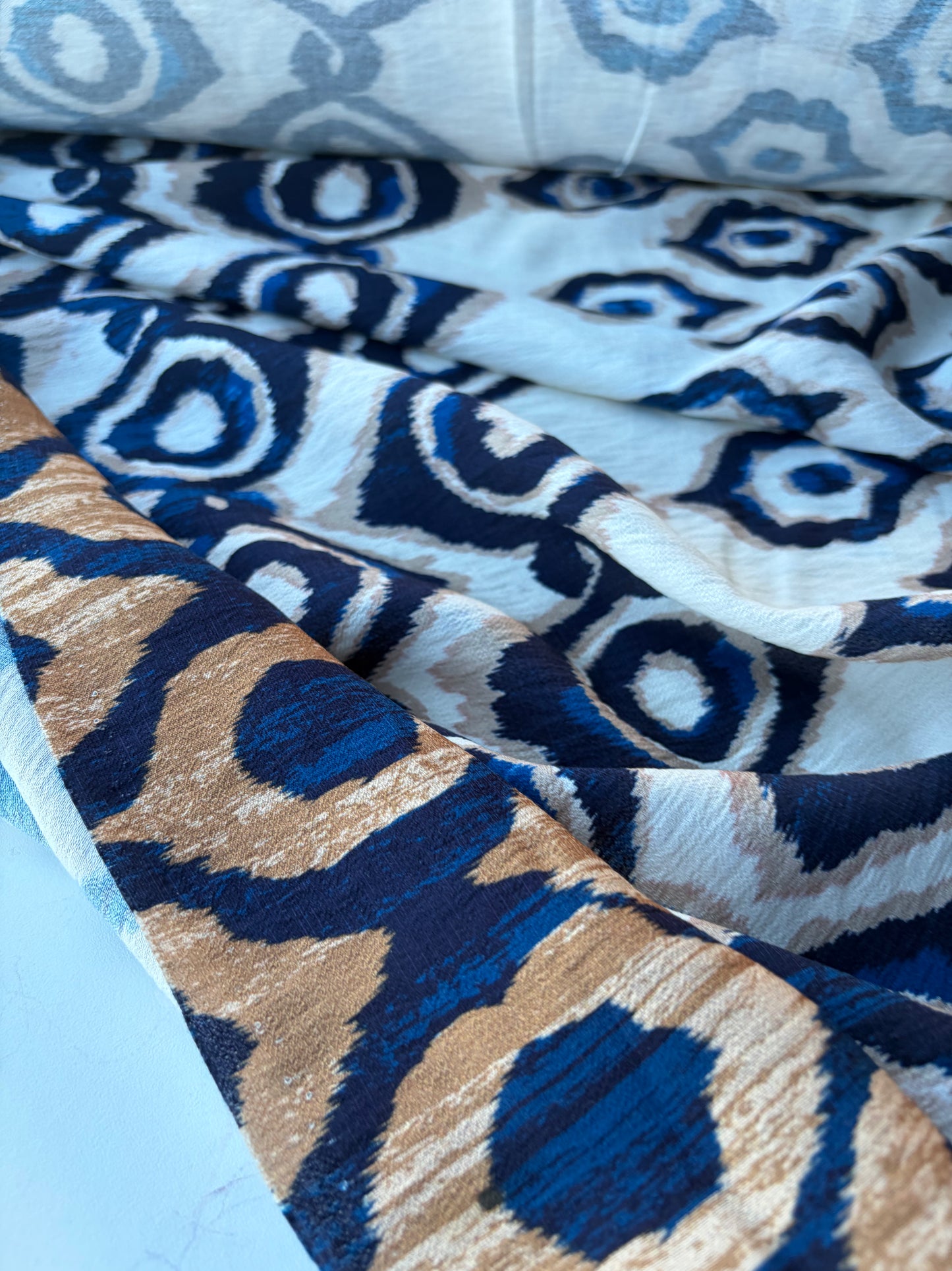 MOLKO 005 double border tie-dye viscose print