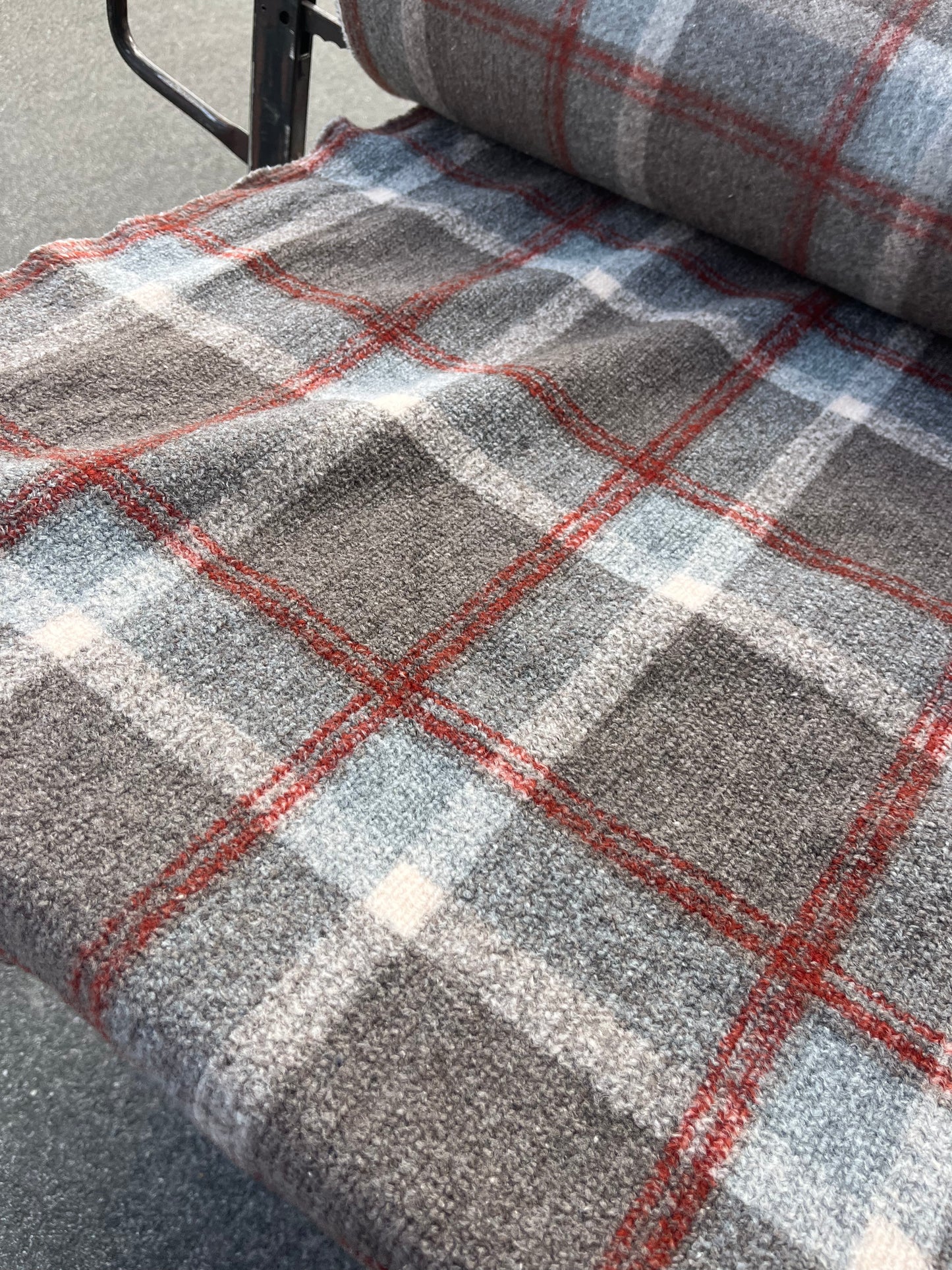 ROSARIO 031 boiled wool check brown/taupe/brique