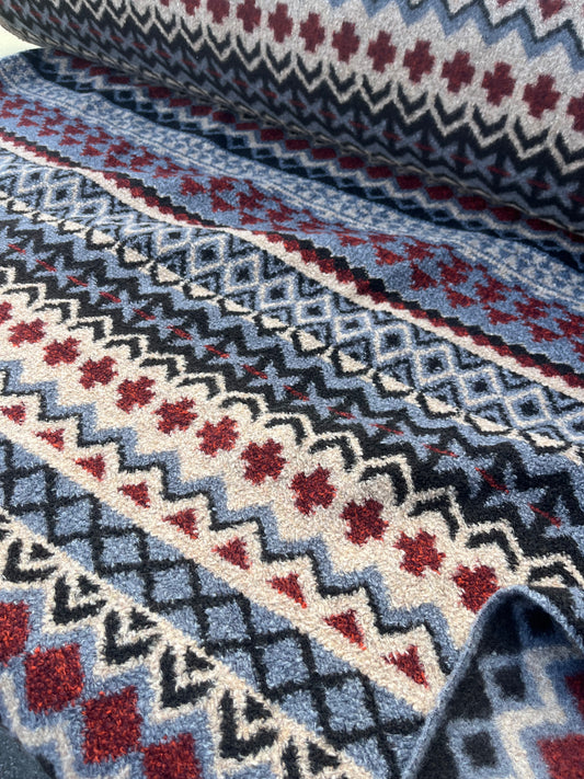 ROSARIO 032 very heavy wool fantasy blanket
