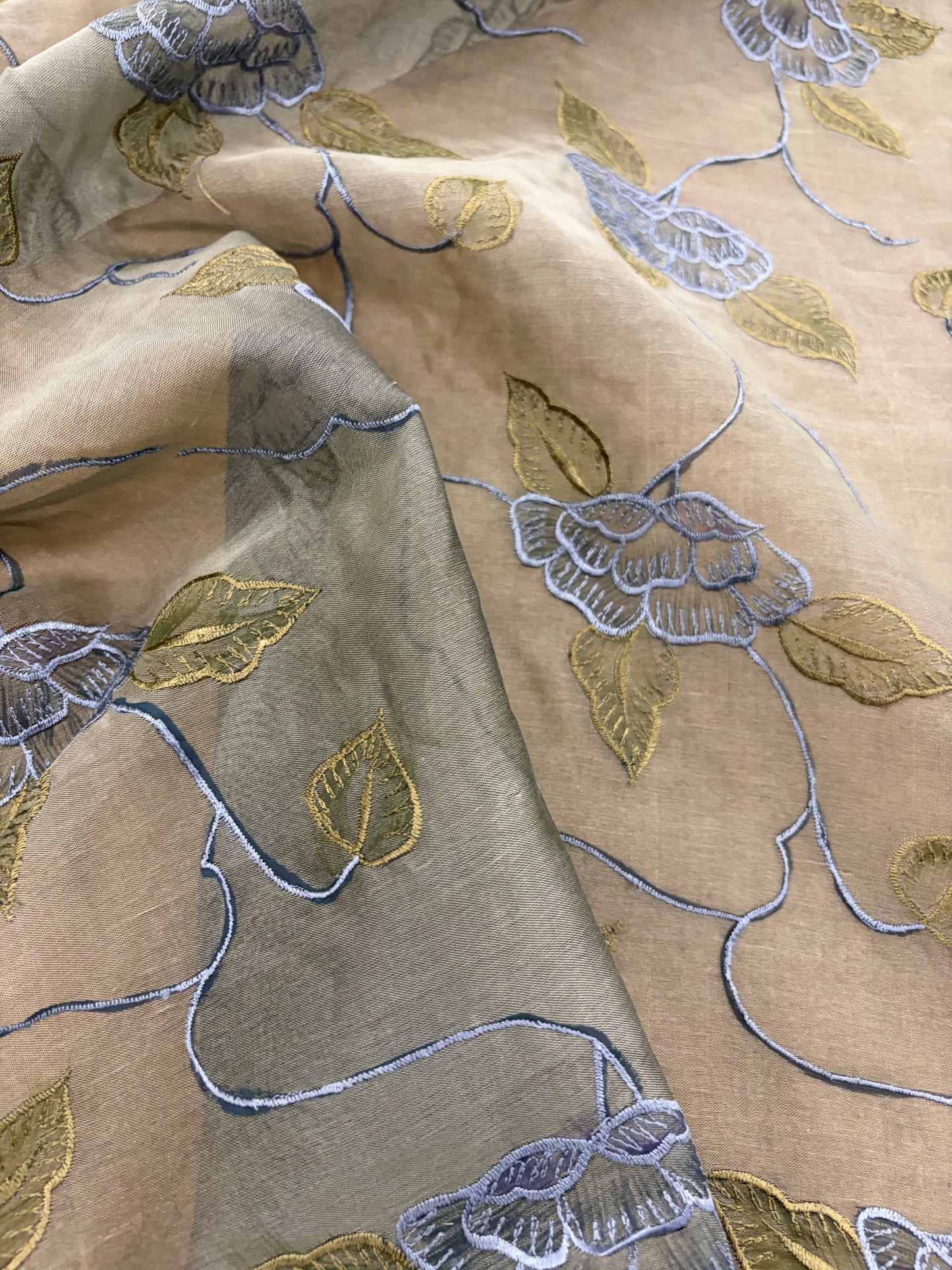 PRINCIPESSA 010 silk organza embroidered