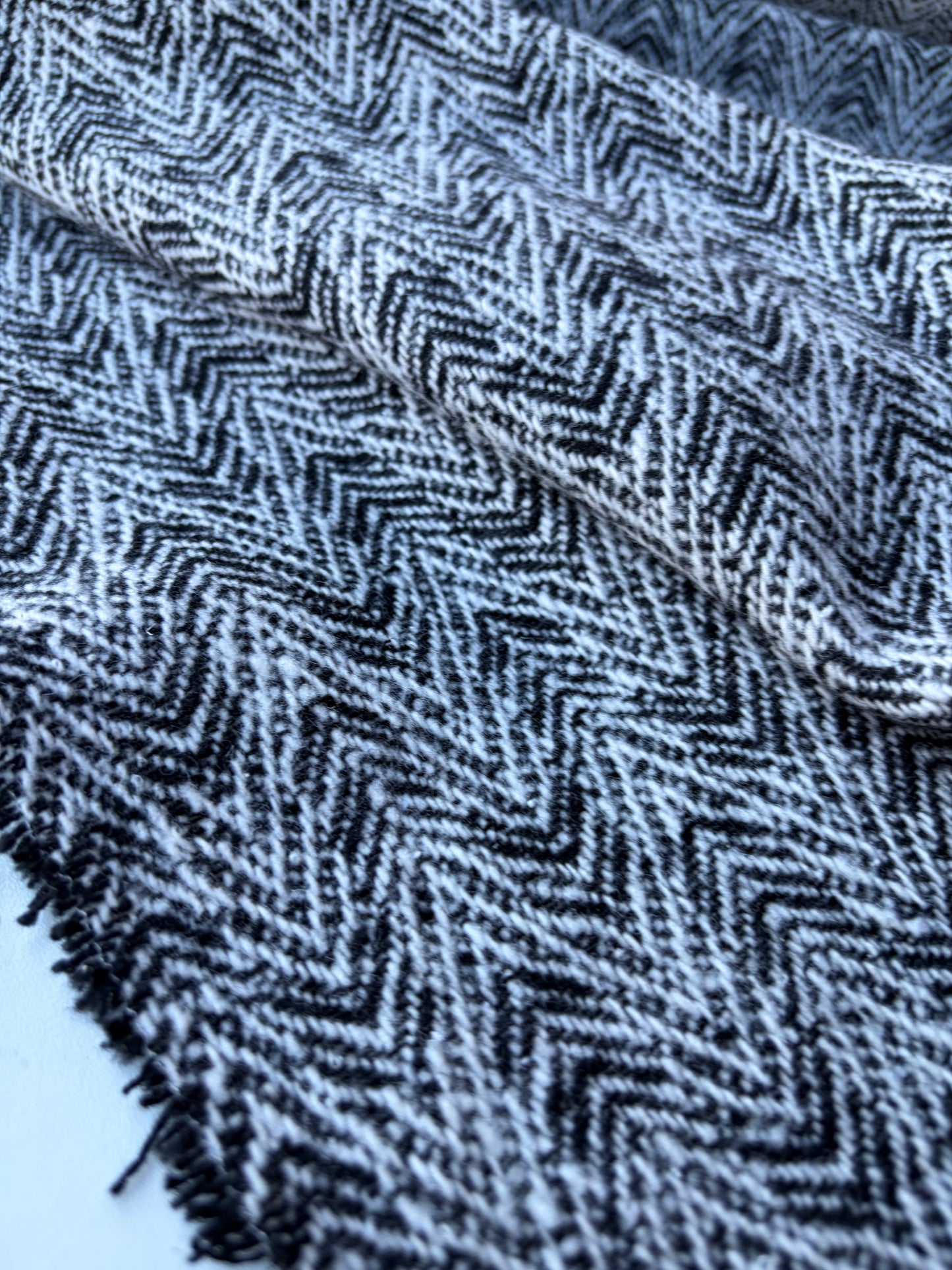MOLKO 012 ecru/black heavy cotton herringbone