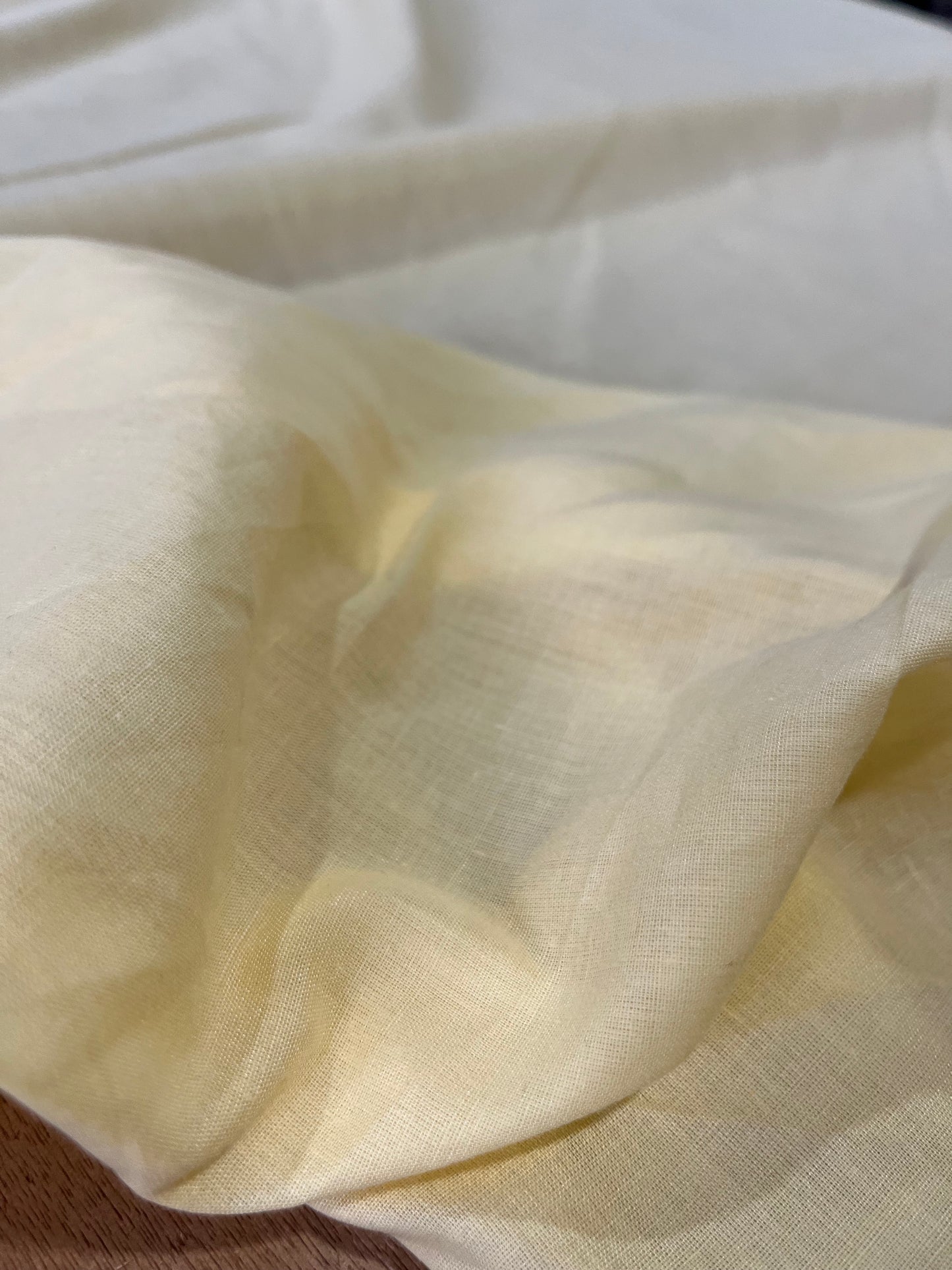 E02 PC 003 cotton voile yellow