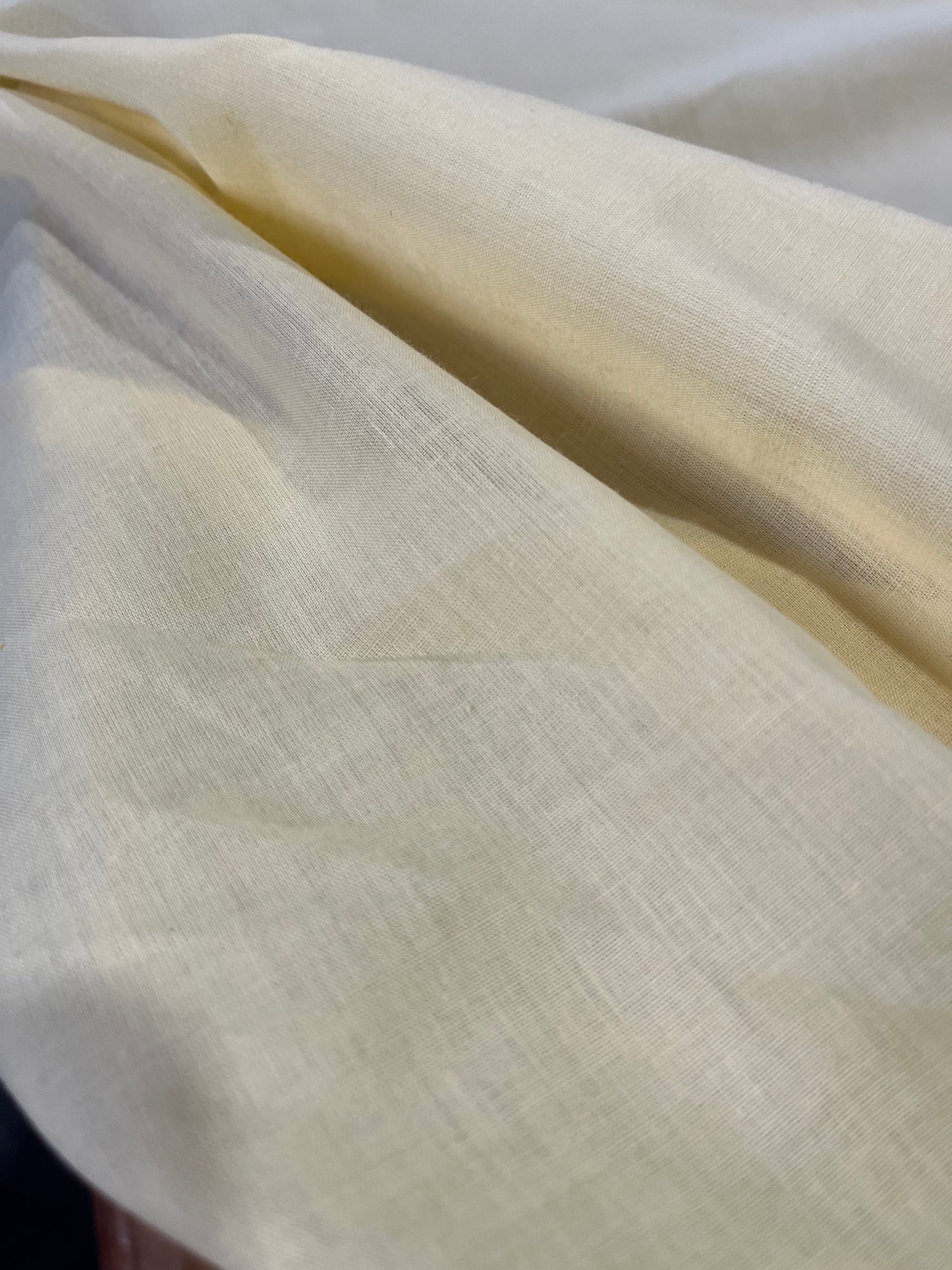 E02 PC 003 cotton voile yellow