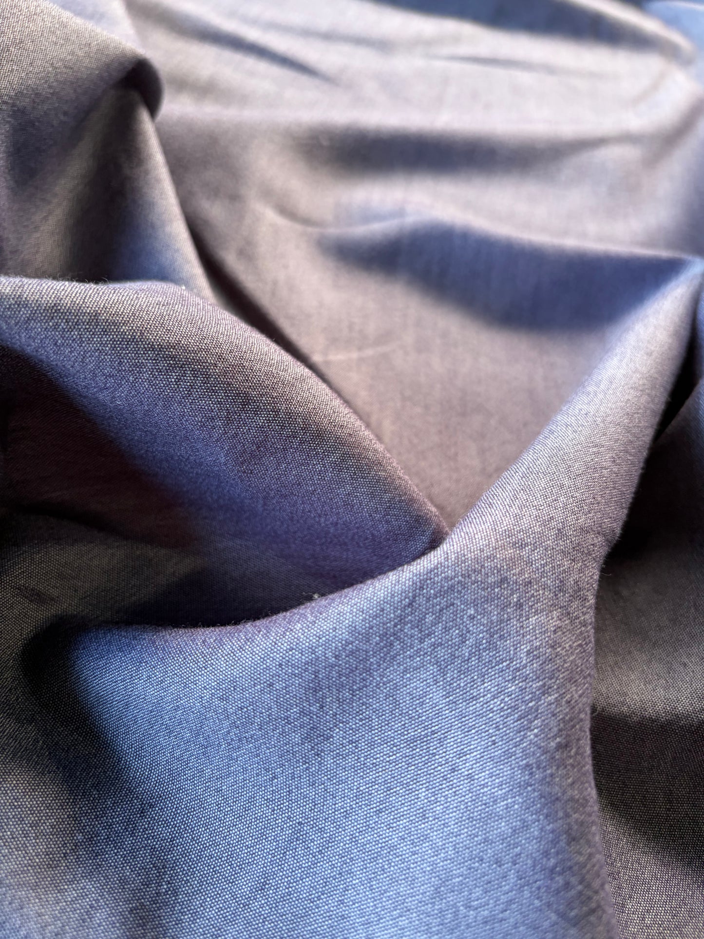 PIERROT 024 light shiny denim