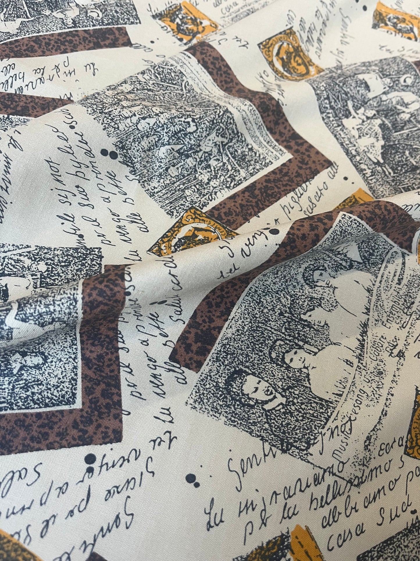 CARLA 006 viscose patchwork print sand ground