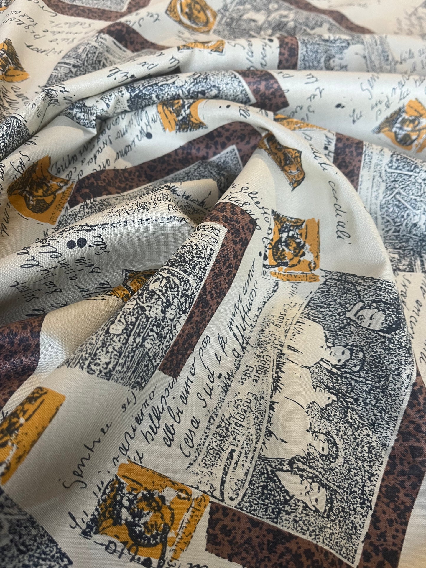 CARLA 006 viscose patchwork print sand ground