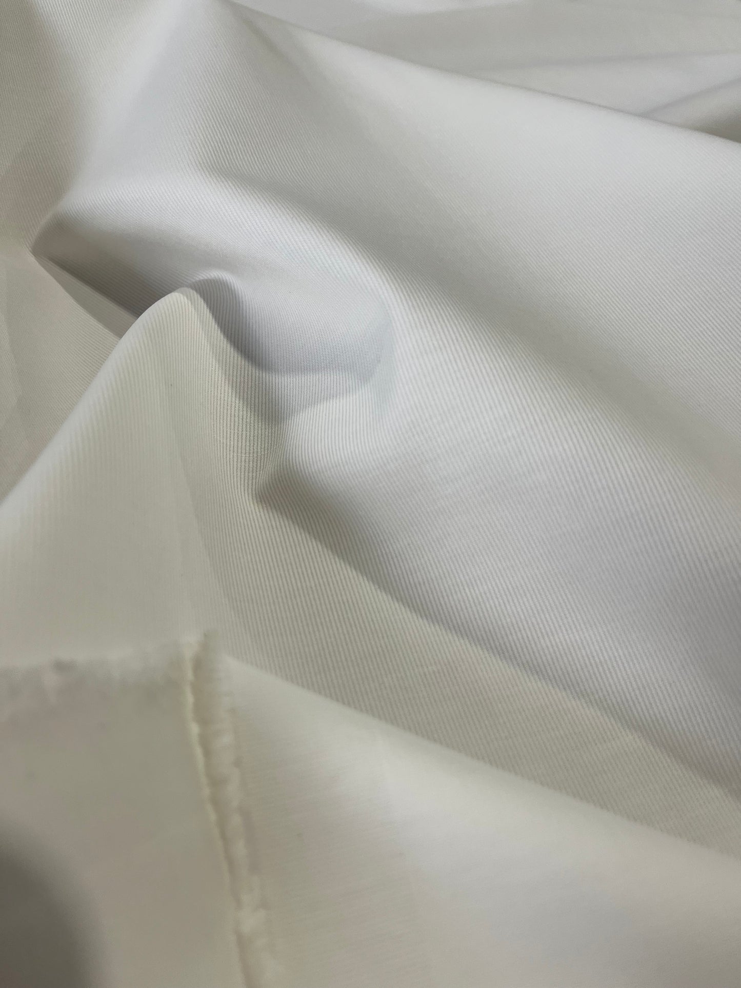 F01 côte/needlecord cotton elasthane off white