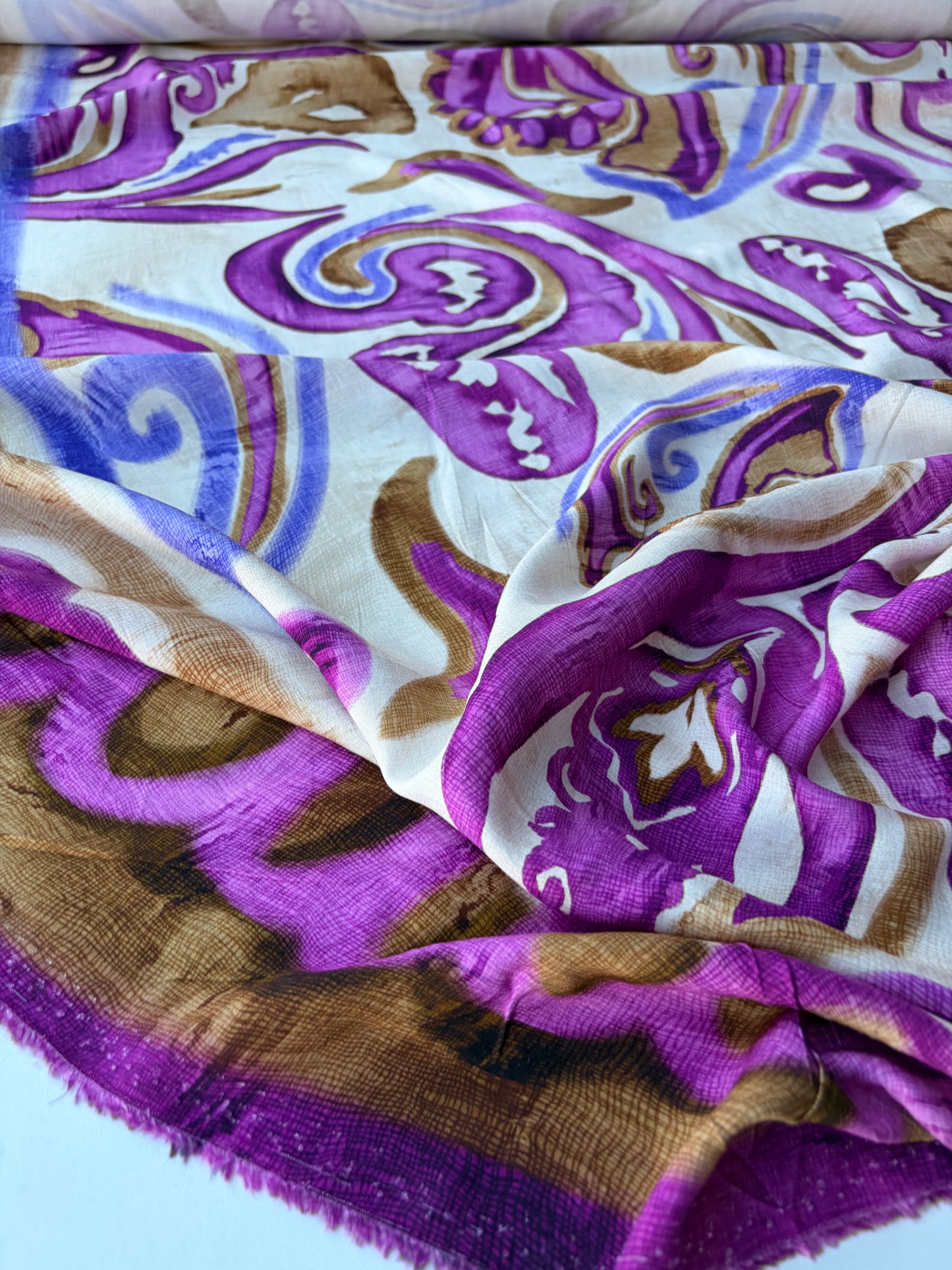 MOLKO 022 double border viscose satin print