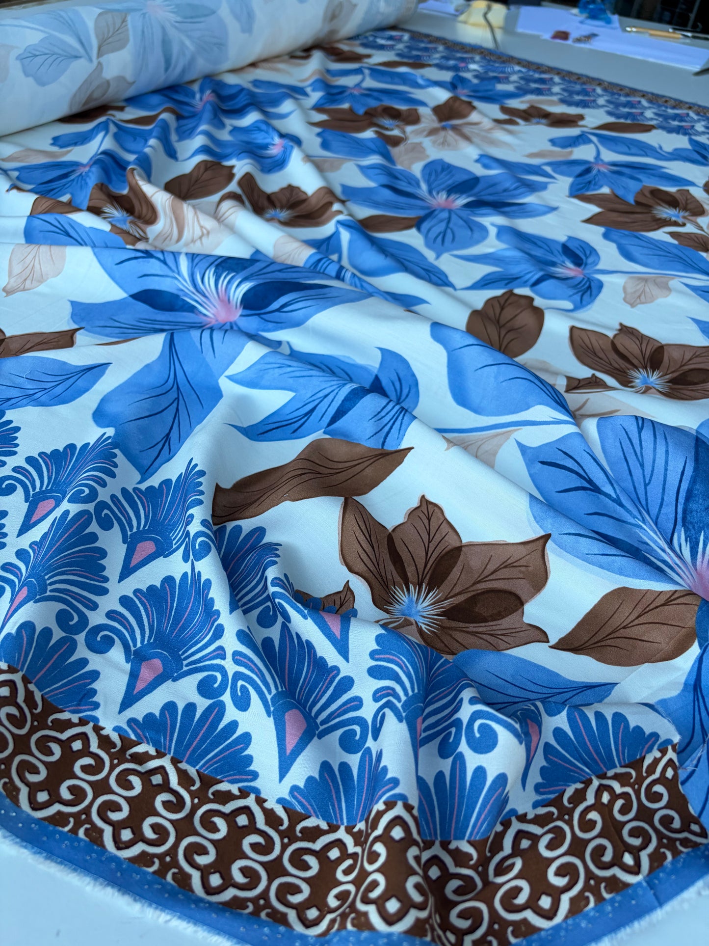 MOLKO 023 double border viscose fibrane print