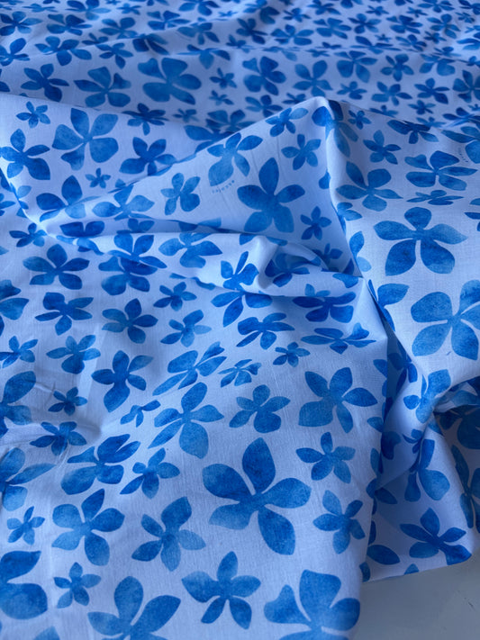 COMO 002 viscose watery flowers