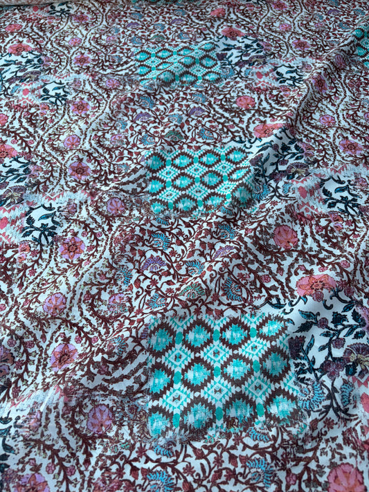 MOLKO 025 cotton voile patchwork print