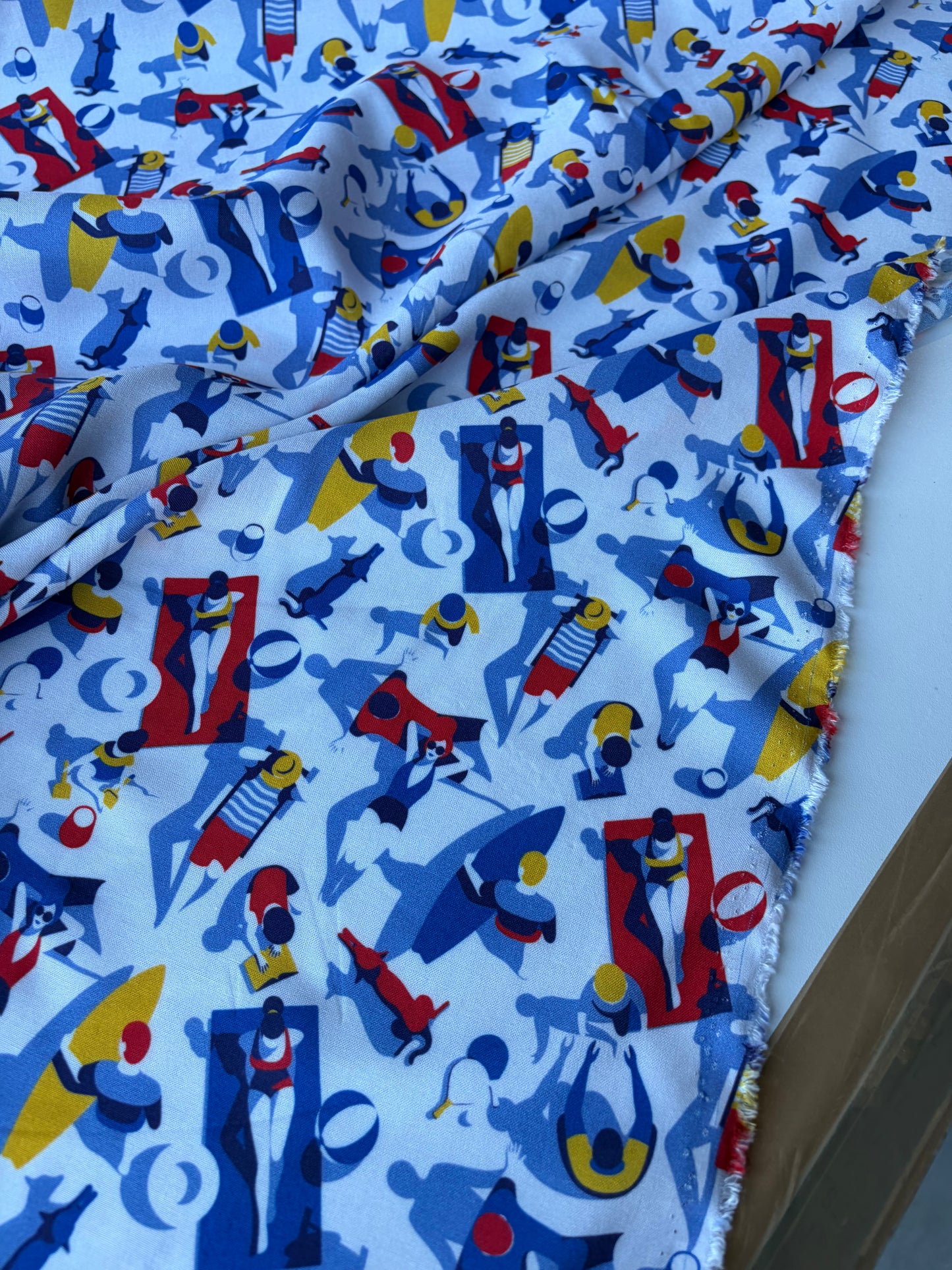 COMO 004 cotton poplin a day at the beach