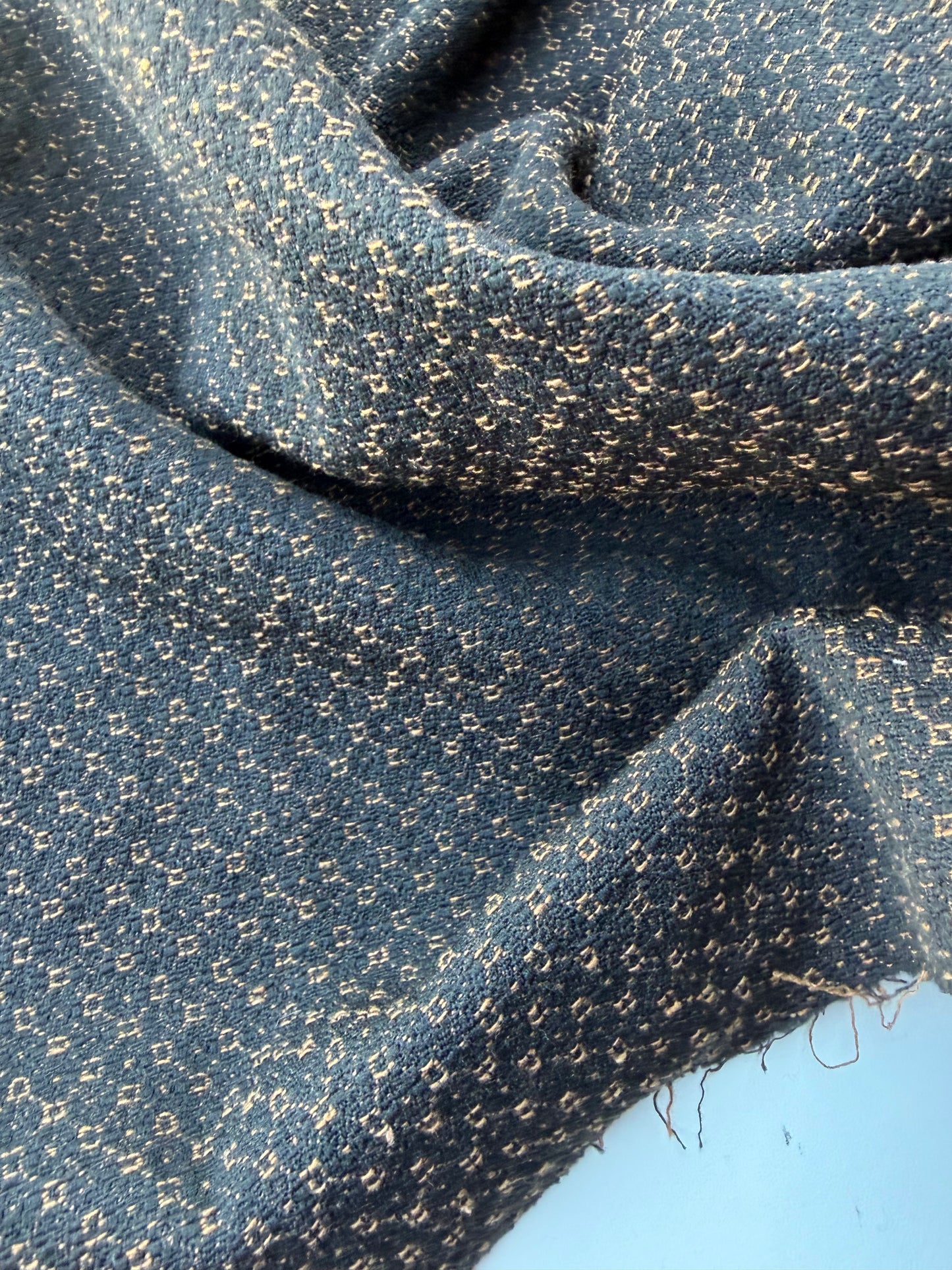 MOLKO 028 black/camel wool jacquard