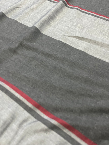Indy 021 irregular twill stripes grey/red