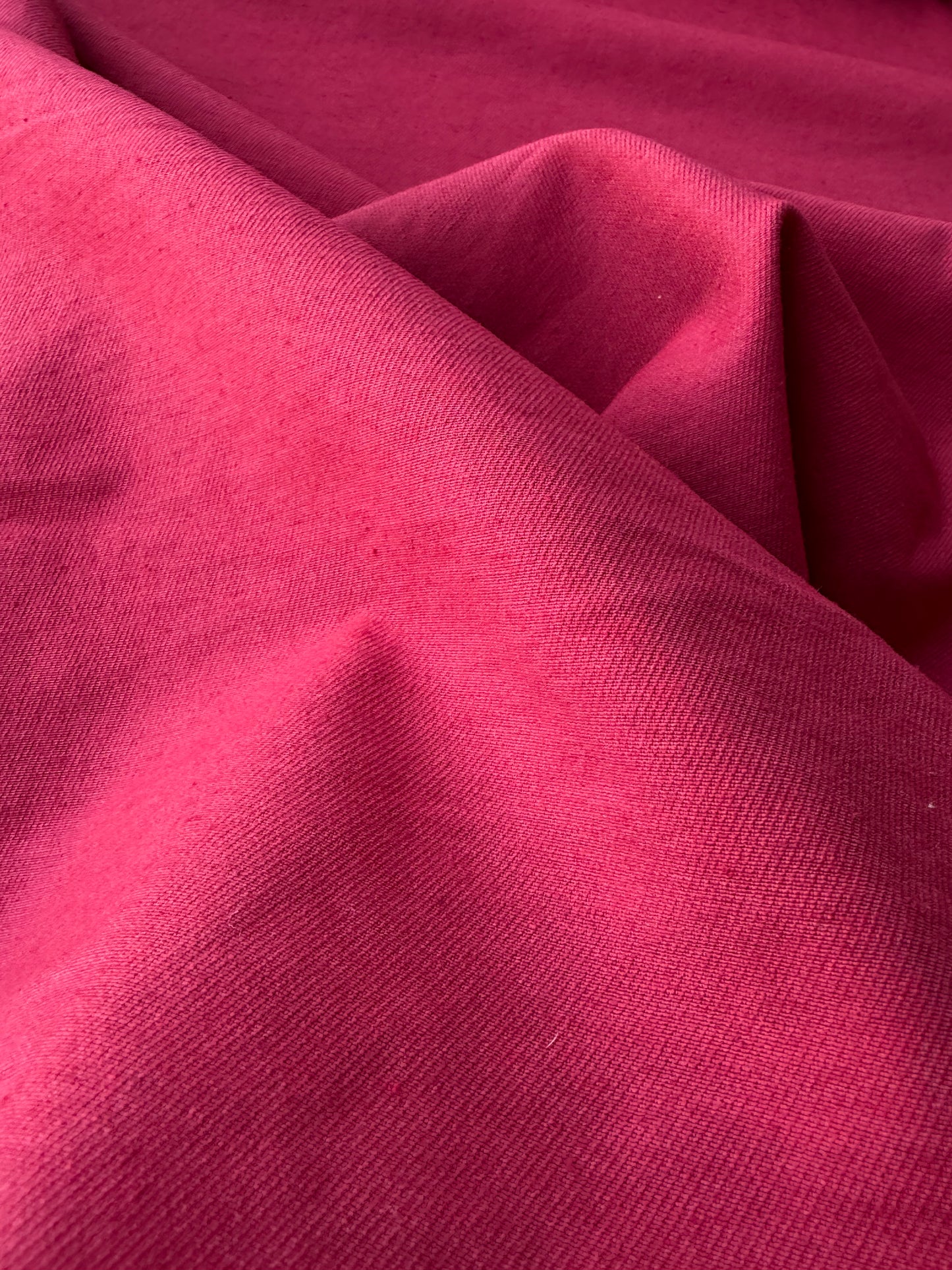 MOE 003 red midweight cotton twill