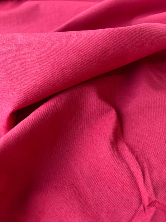 MOE 003 red midweight cotton twill