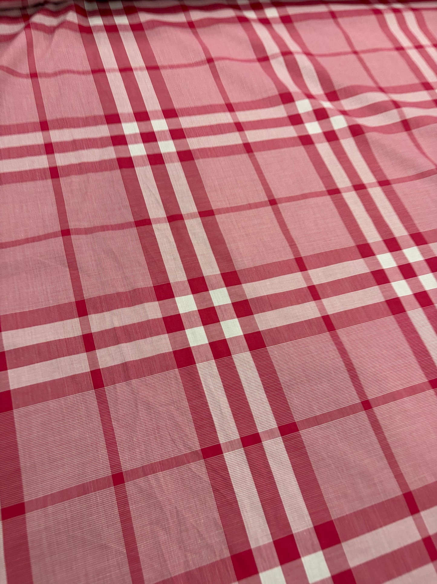 DENIM DISTRICT 021 pink checkered cotton colourwoven shirting fabric