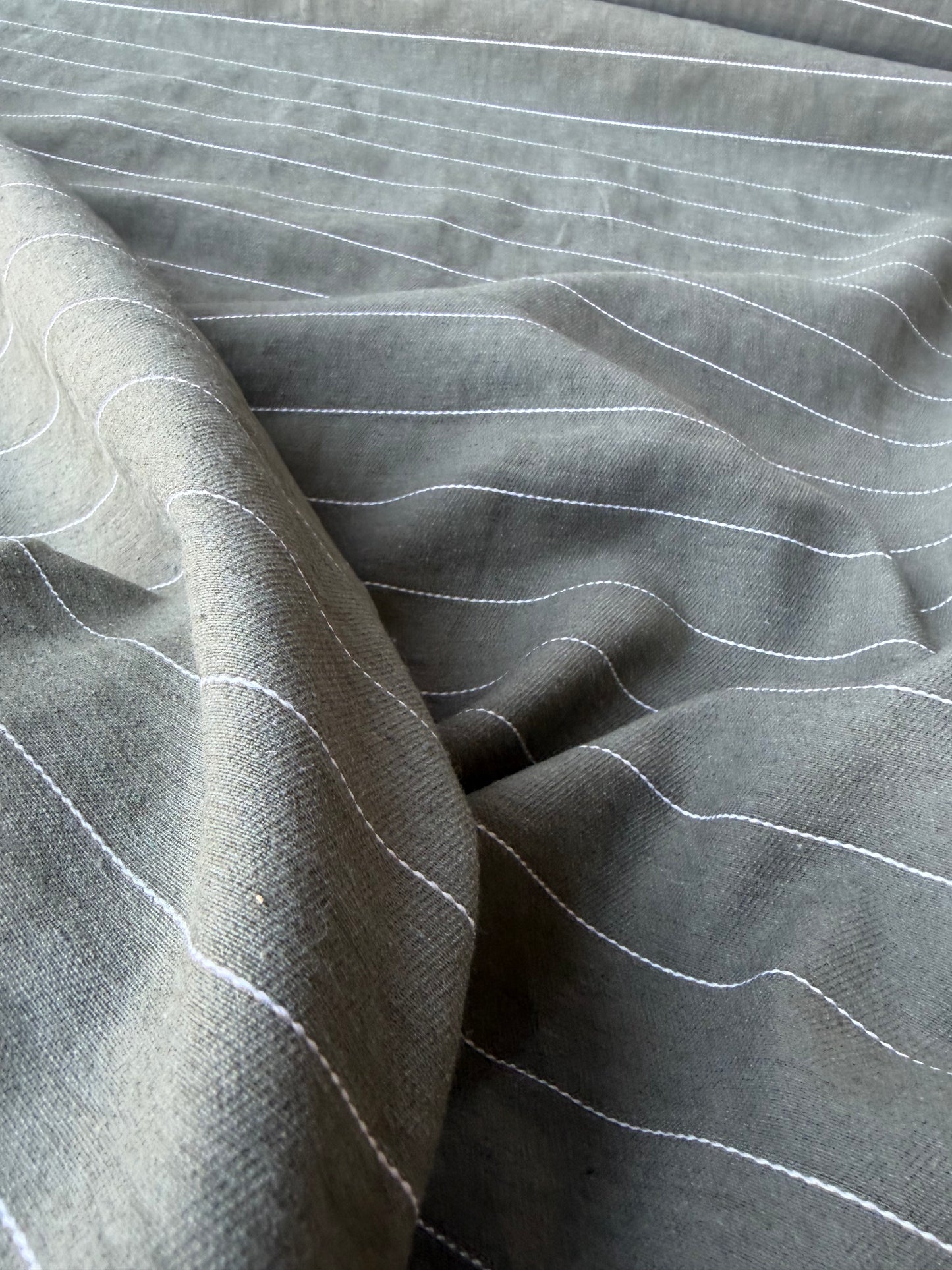 MOE 005 khaky small pinstripe midweight cotton