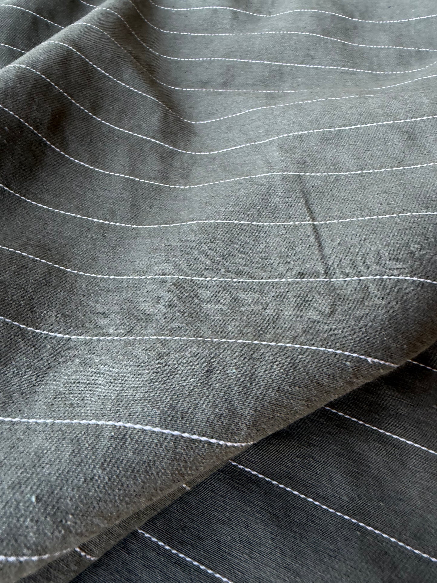 MOE 005 khaky small pinstripe midweight cotton