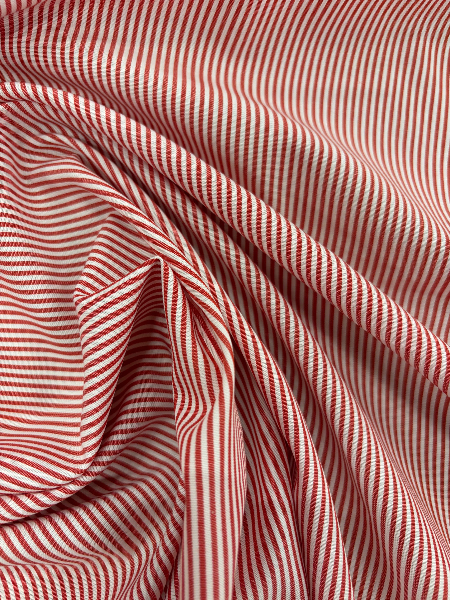 DENIM DISTRICT 023 red cotton colourwoven shirting pinstripe