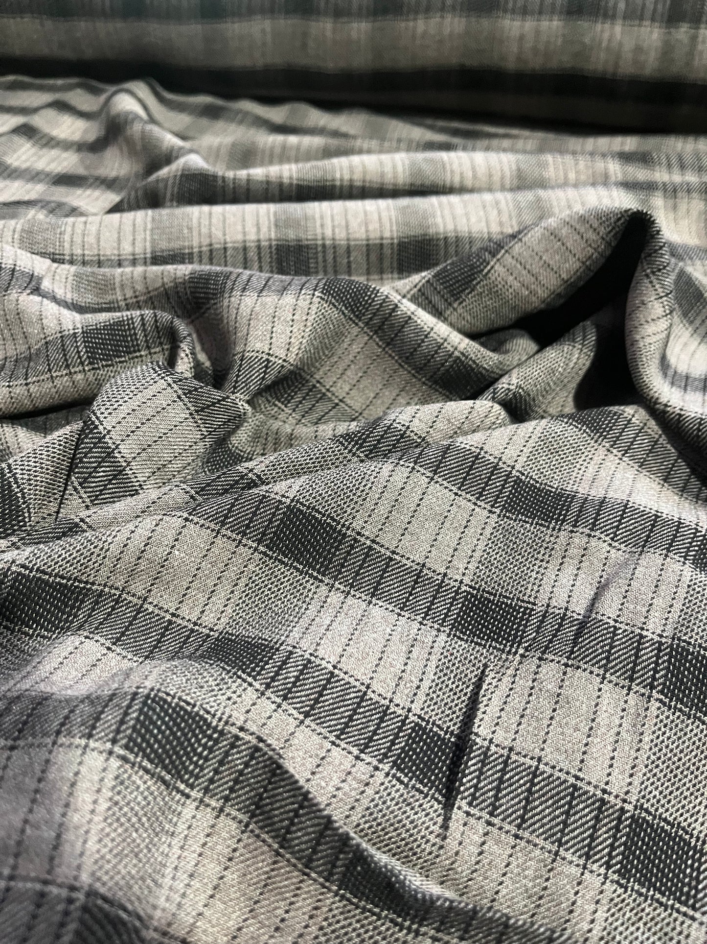 LC BASILE 034 viscose/wool check