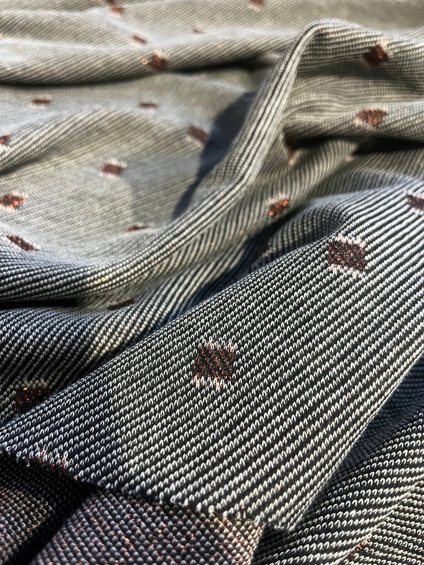 LC BASILE 037 jersey jacquard with lurex