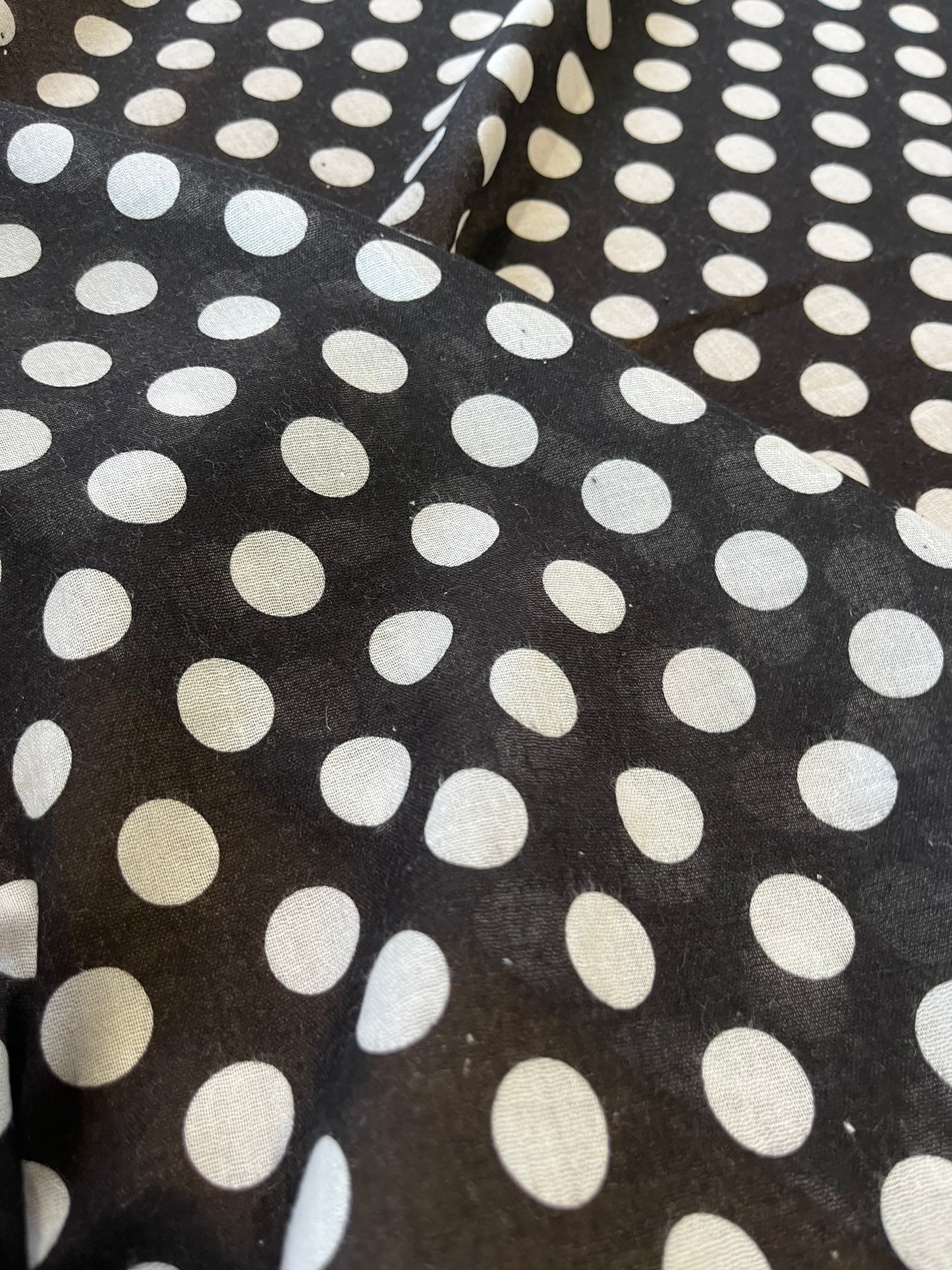 D01 SESANE 002 cotton gaze with dots