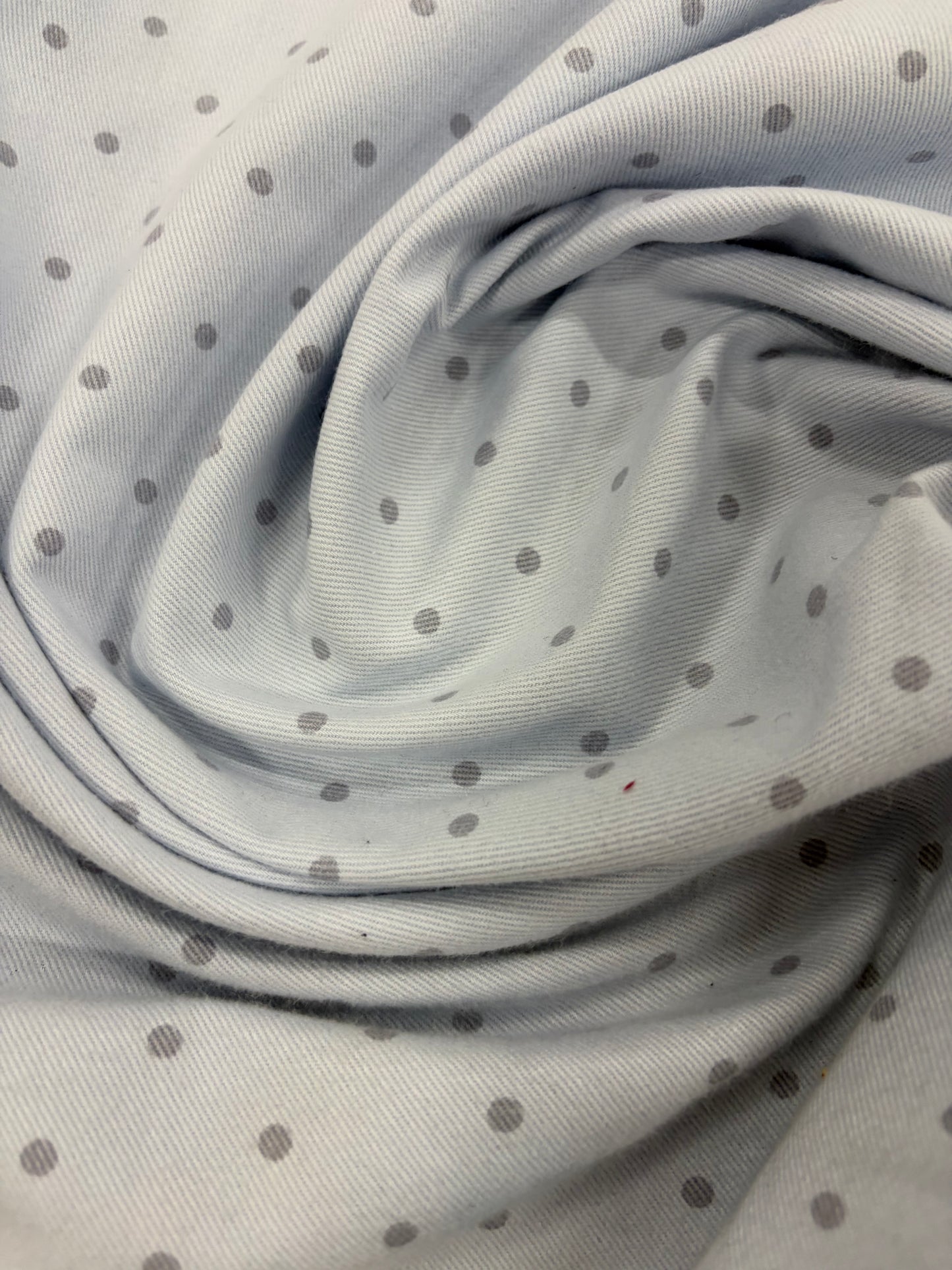 DENIM DISTRICT 028 light cotton twill with dots