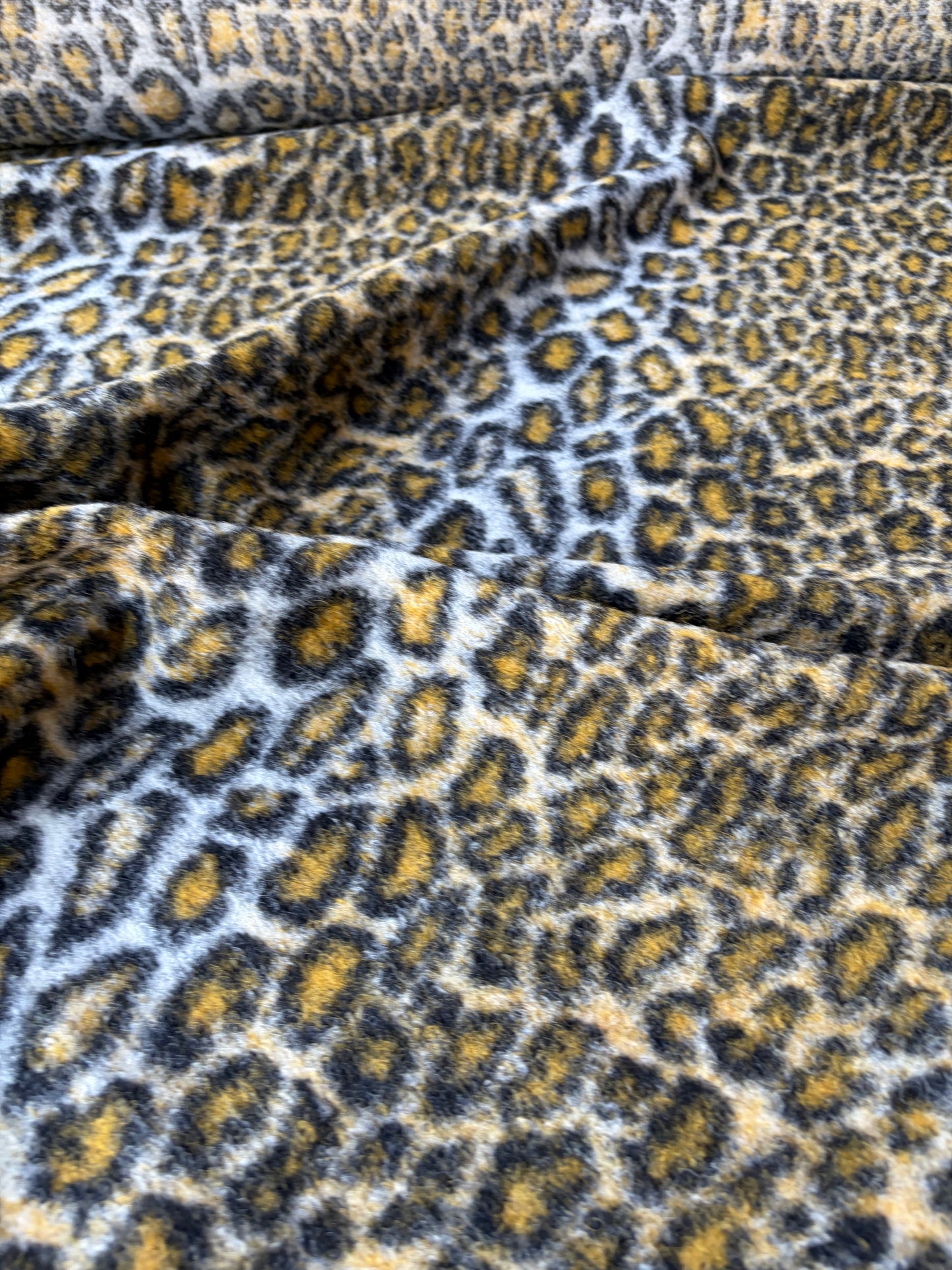 MOE 011 leopard heavy boiled wool