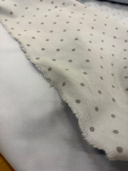 DENIM DISTRICT 028 light cotton twill with dots