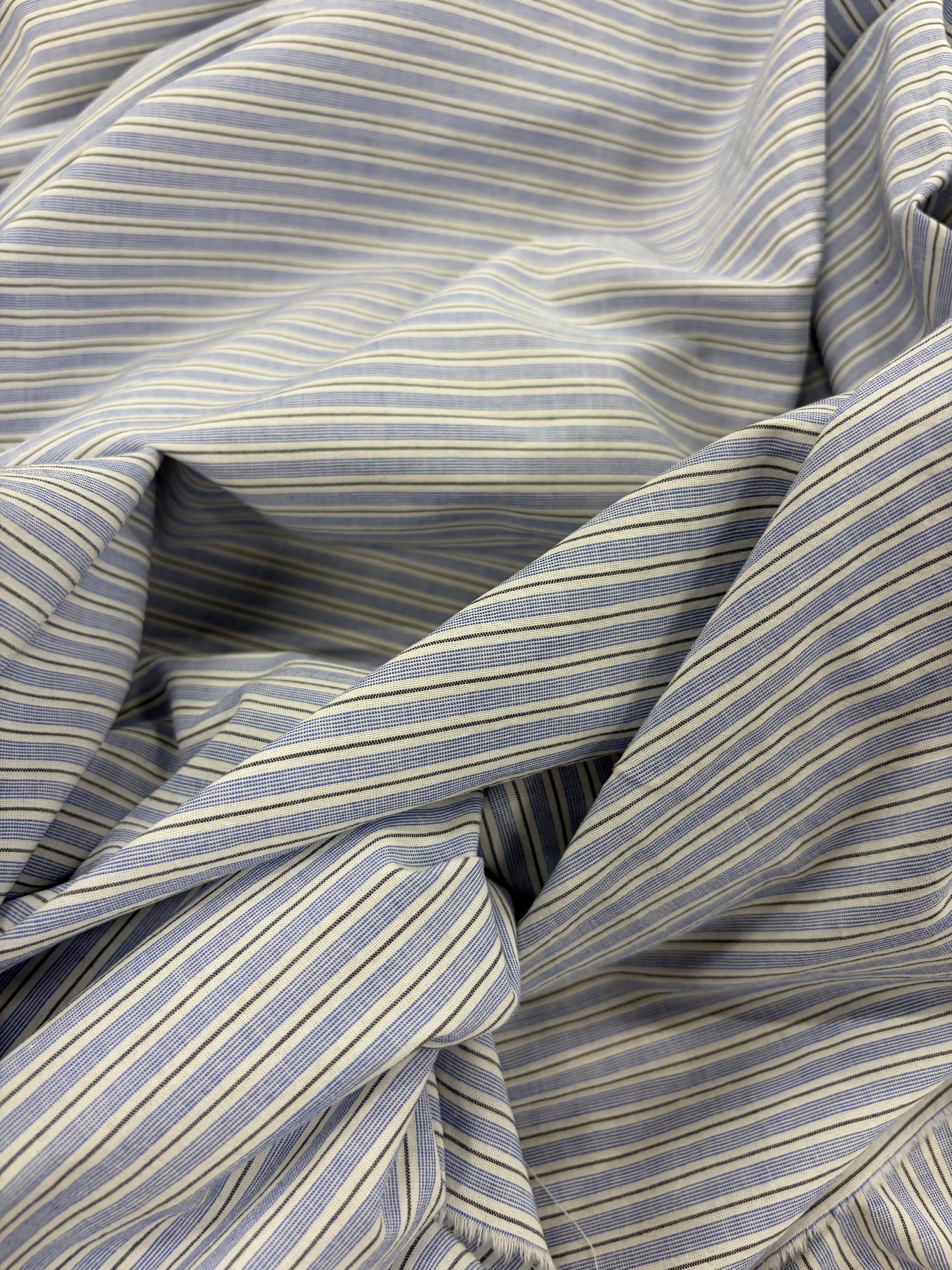 DENIM DISTRICT 029 blue colourwoven shirting stripes